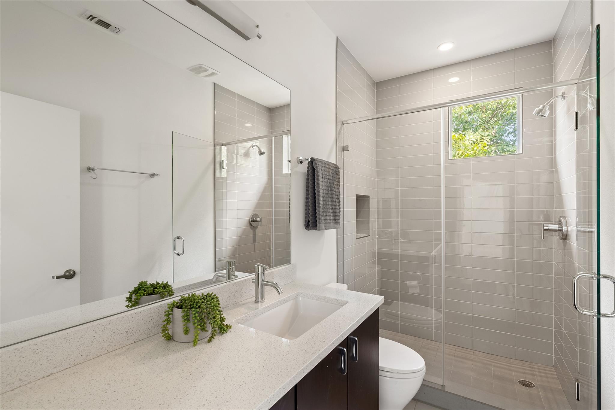 2105 Goodrich Ave # 2, Austin, TX 78704