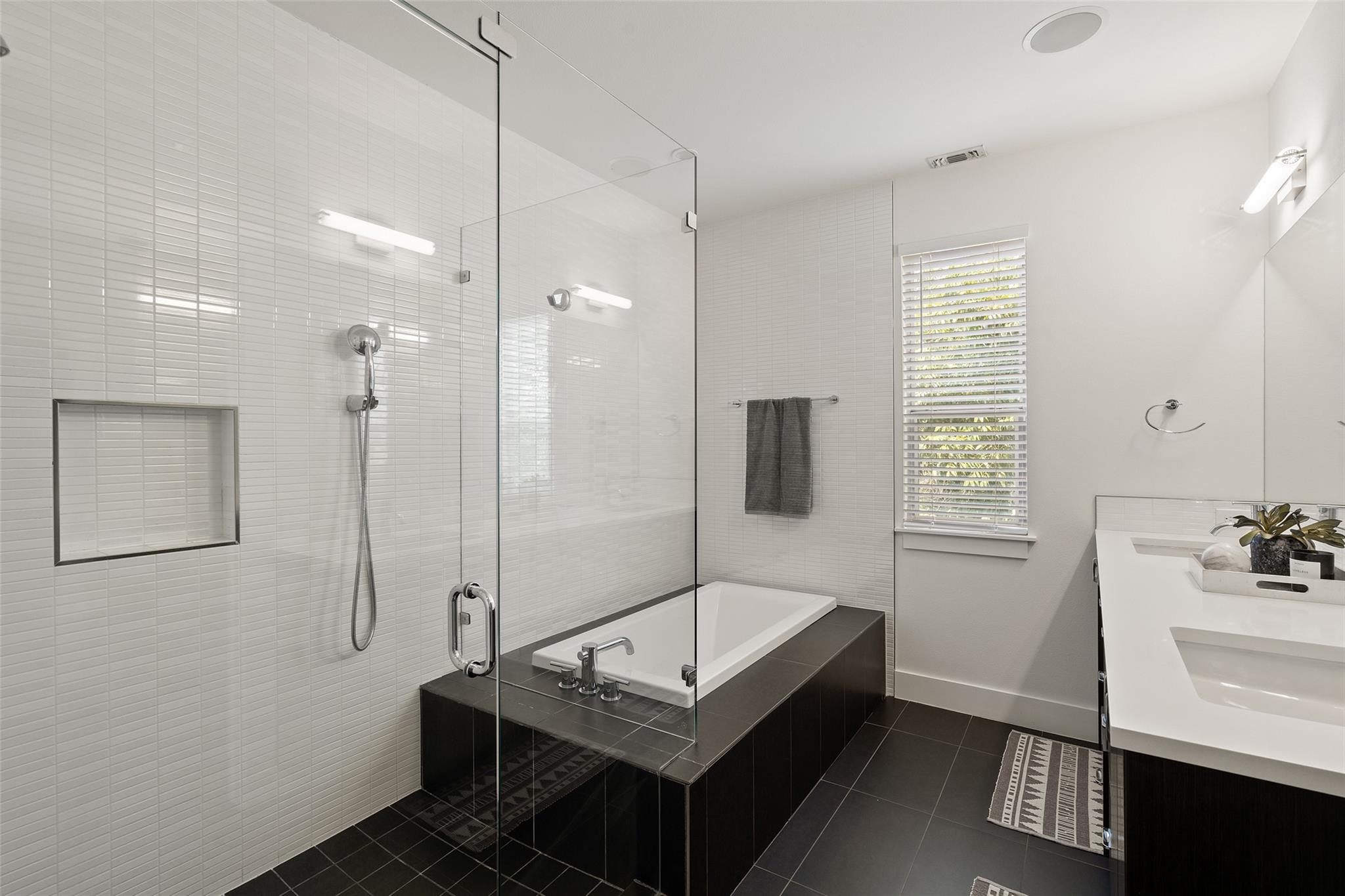 2105 Goodrich Ave # 2, Austin, TX 78704