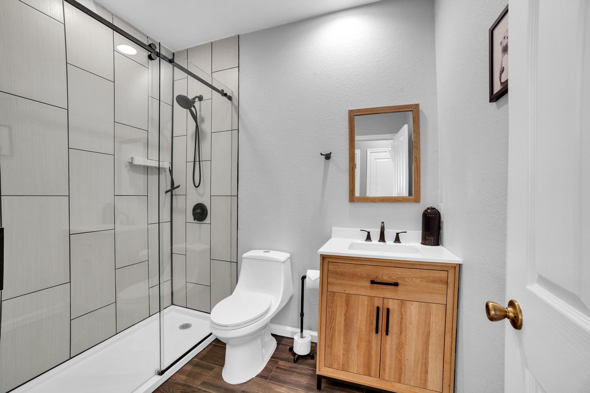 608 Galston Dr, Spicewood, TX 78669