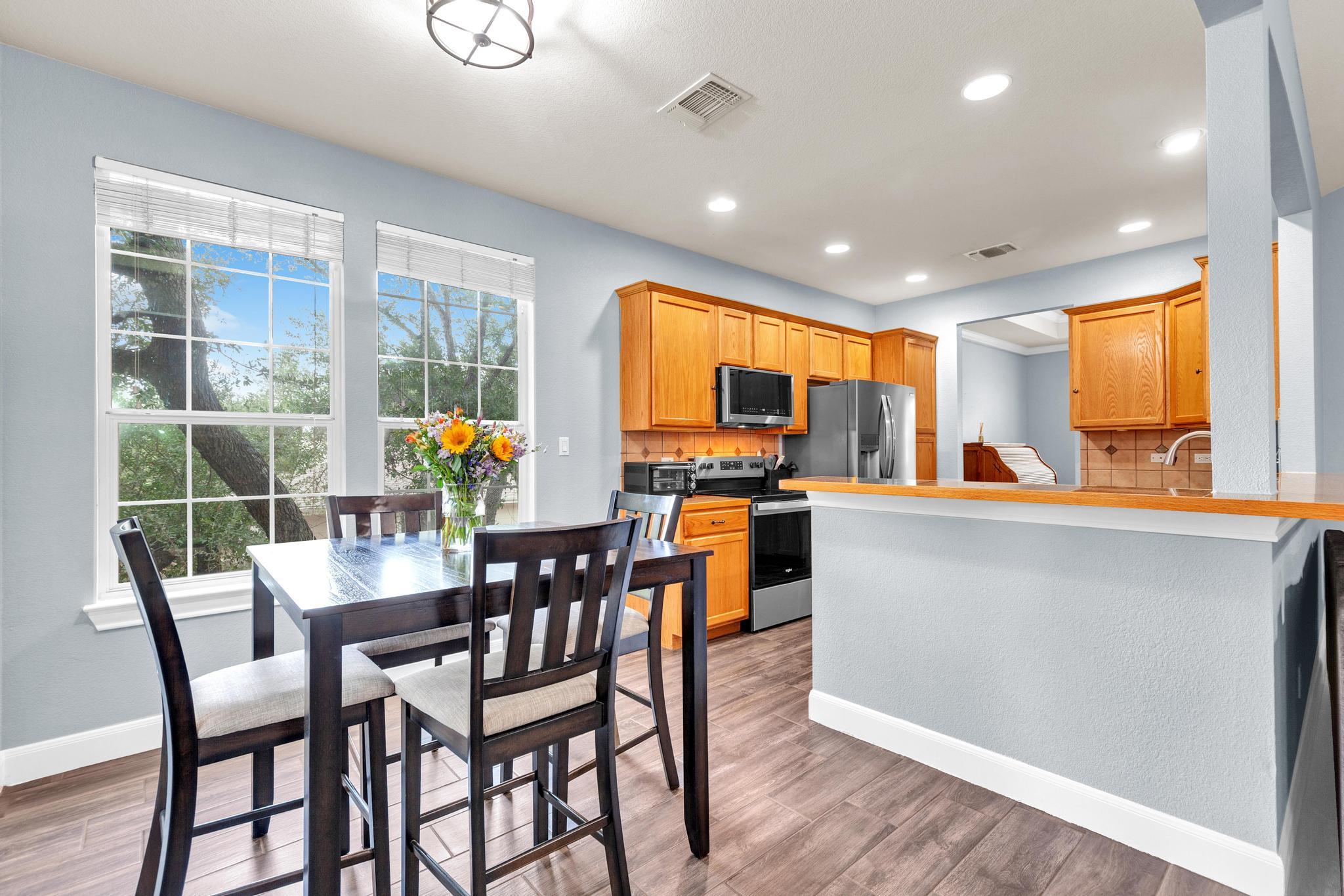 608 Galston Dr, Spicewood, TX 78669