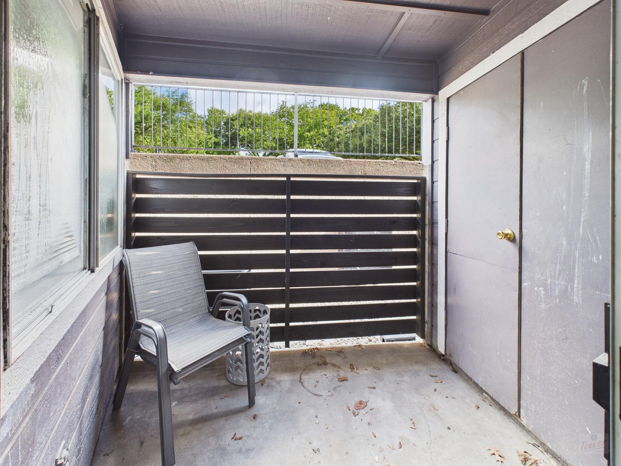 1840 Burton Dr # 141, Austin, TX 78741