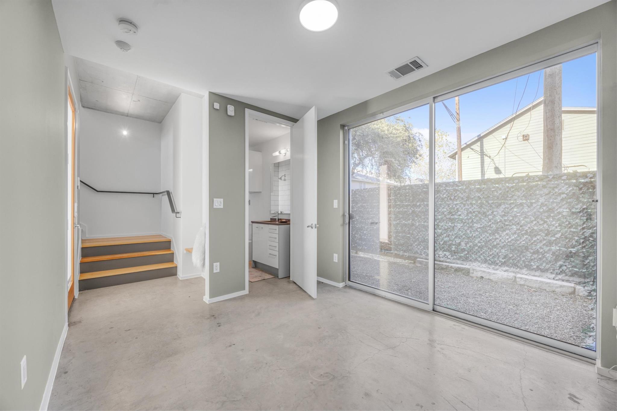 2301 S 5th St # 31, Austin, TX 78704