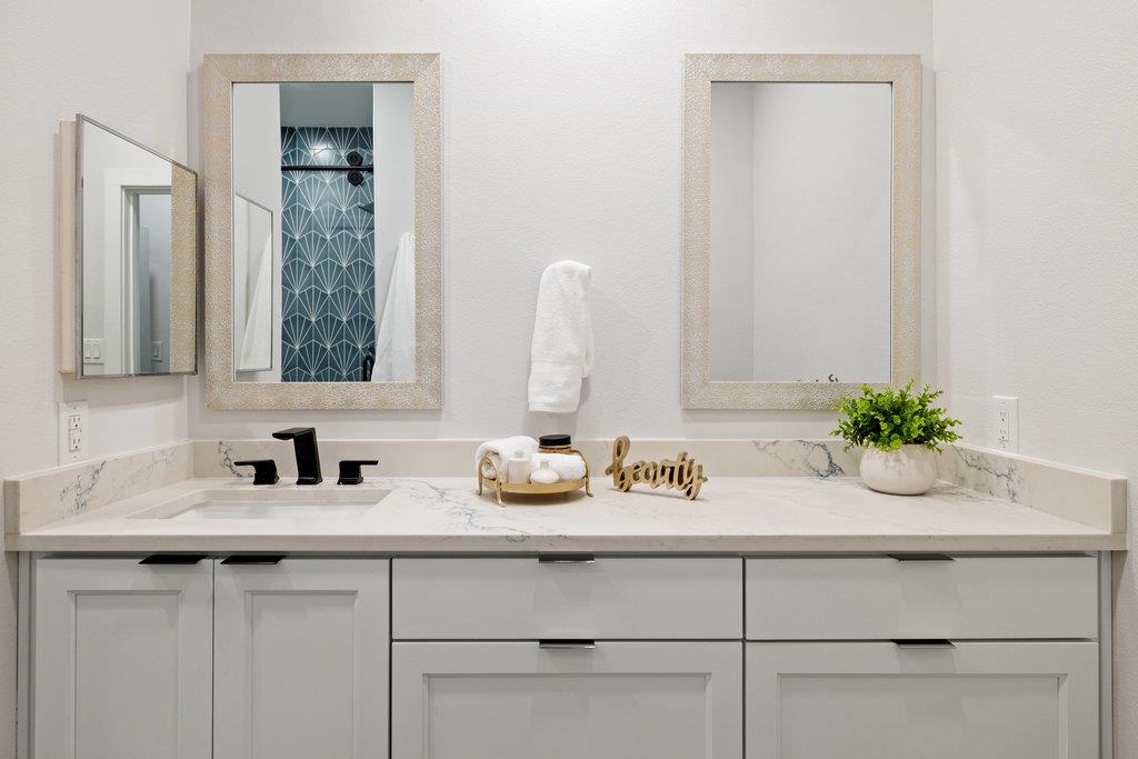 7701 Rialto Blvd # 1324, Austin, TX 78735