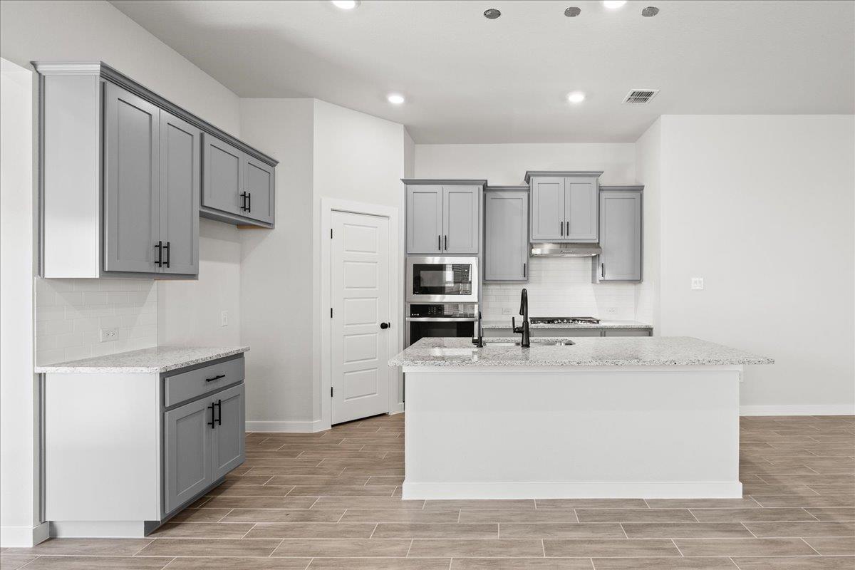 535 Jane Long Dr, San Marcos, TX 78666