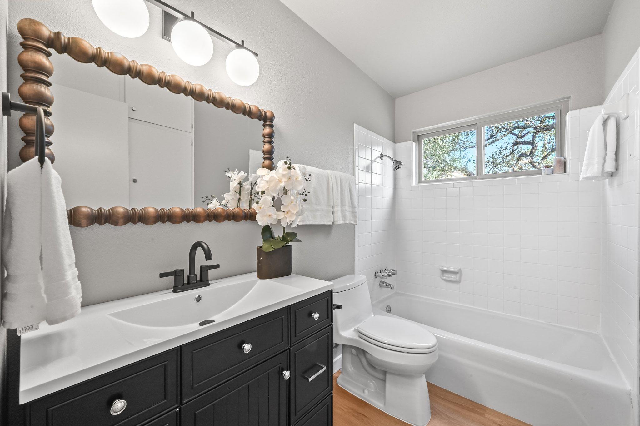 7505 Dawn Hill Cir, Austin, TX 78736