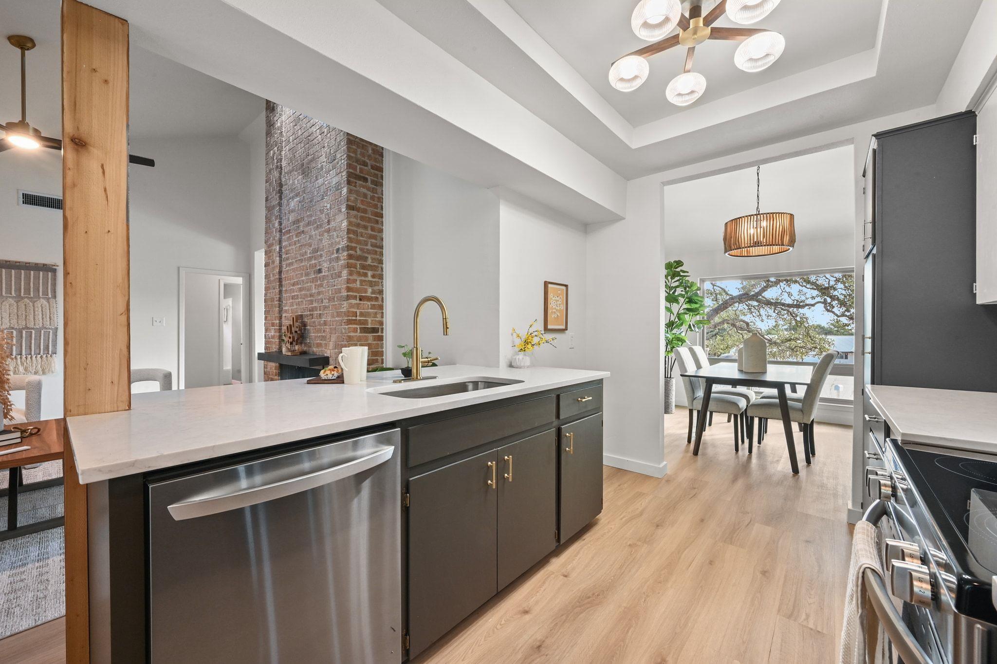 7505 Dawn Hill Cir, Austin, TX 78736