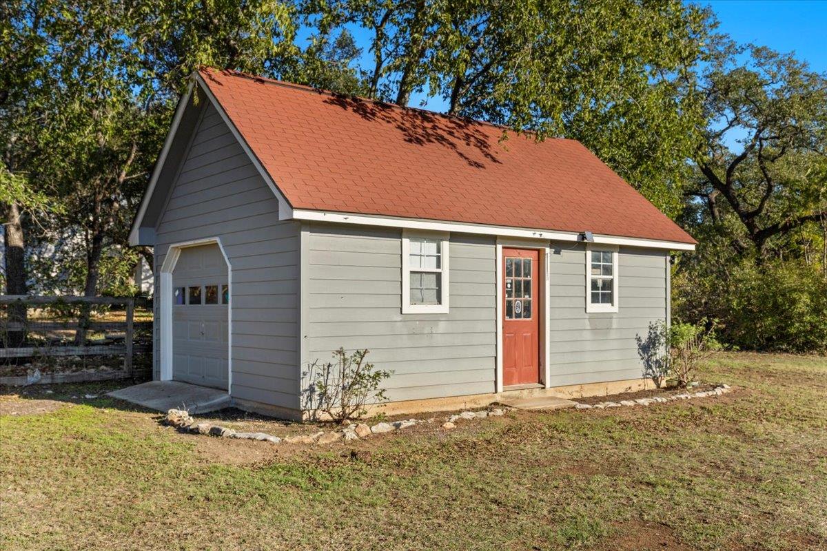 1180 Live Oak Loop, Buda, TX 78610