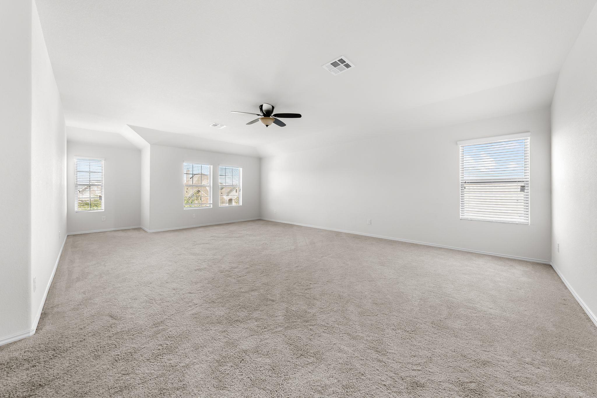 1016 Wolcott Dr, Leander, TX 78641