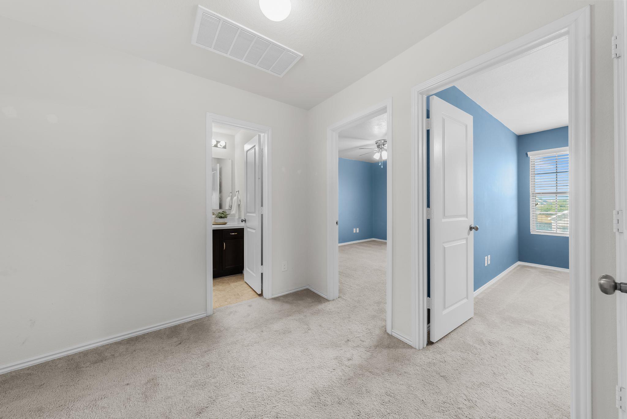 1016 Wolcott Dr, Leander, TX 78641