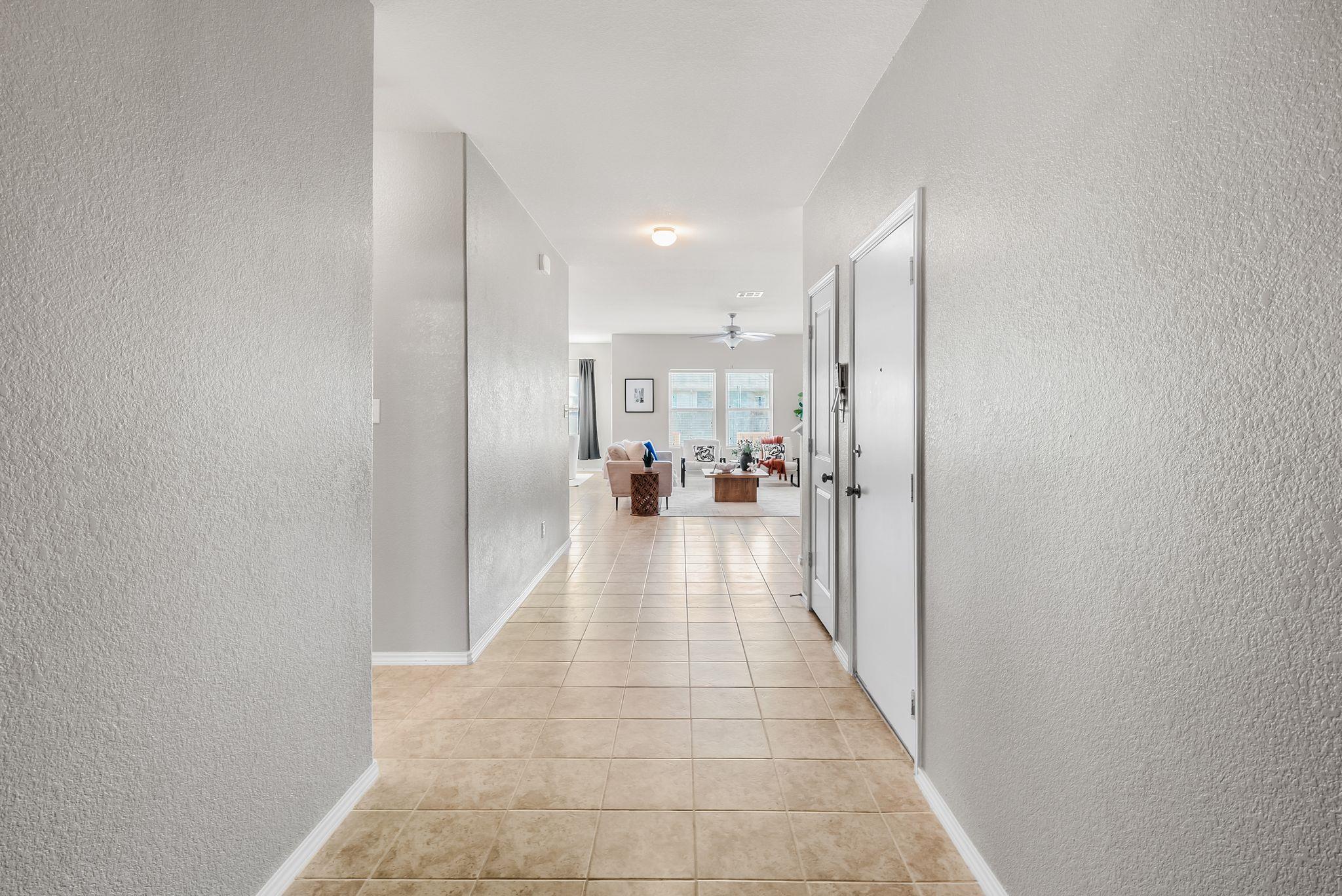 1016 Wolcott Dr, Leander, TX 78641