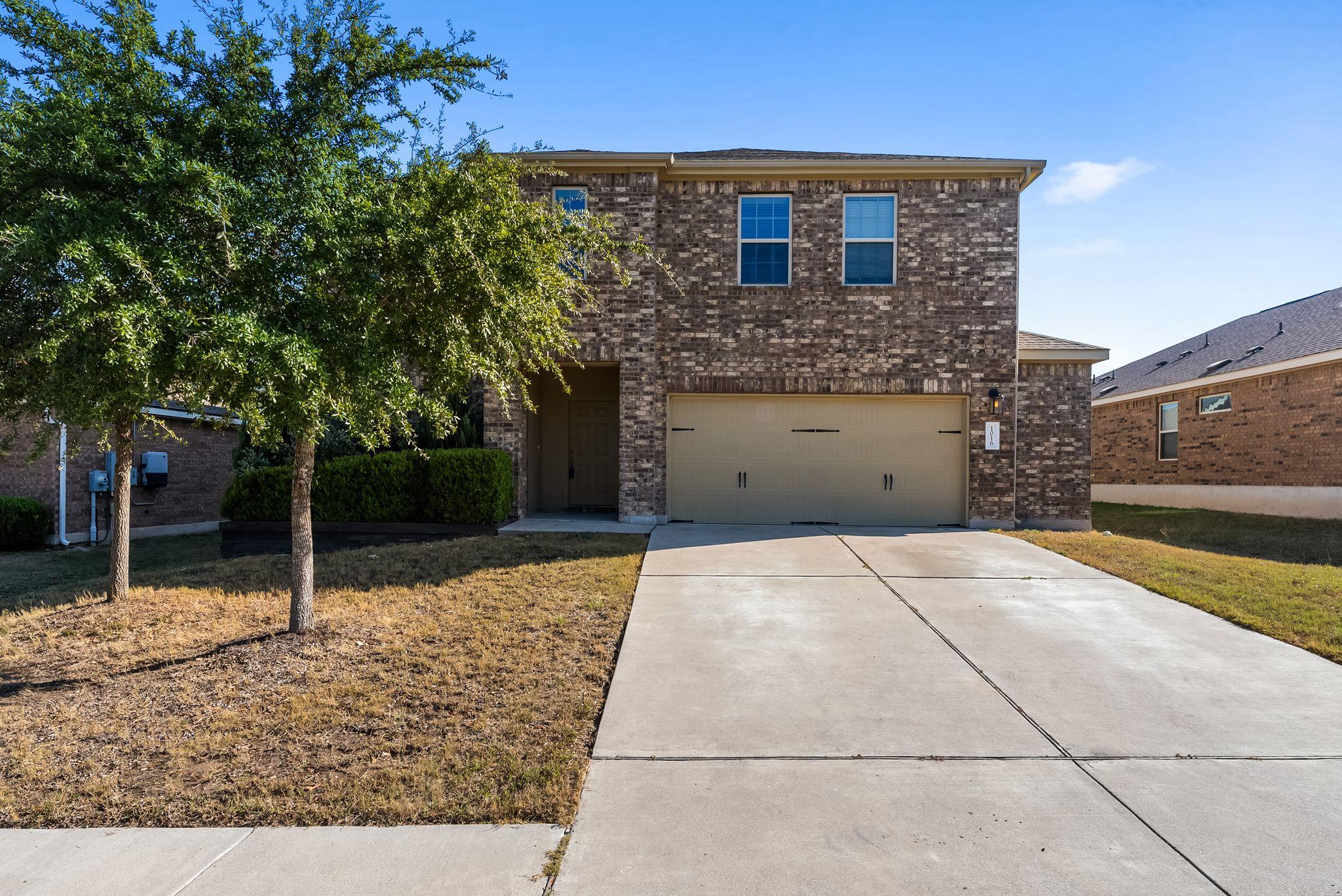 1016 Wolcott Dr, Leander, TX 78641