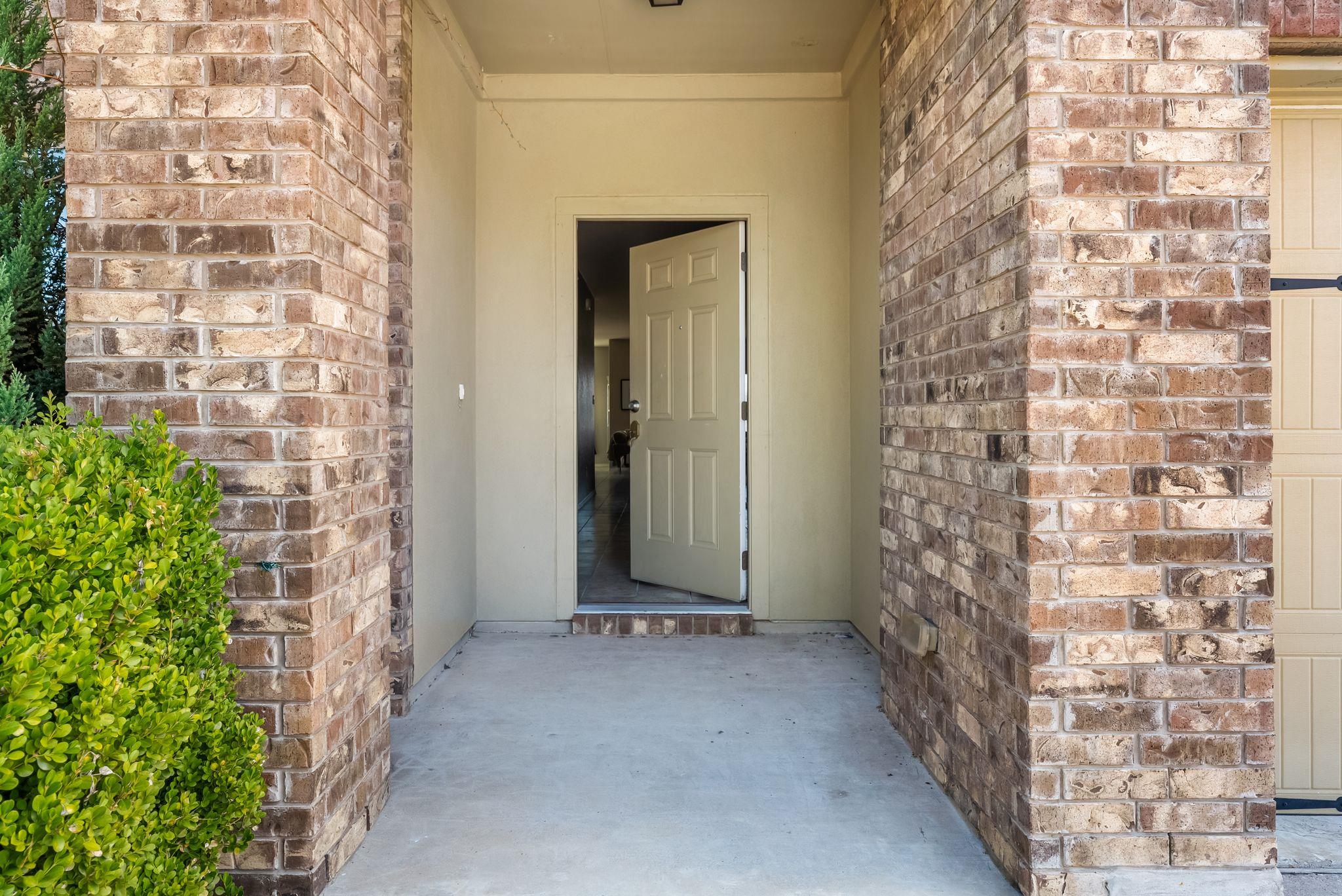 1016 Wolcott Dr, Leander, TX 78641