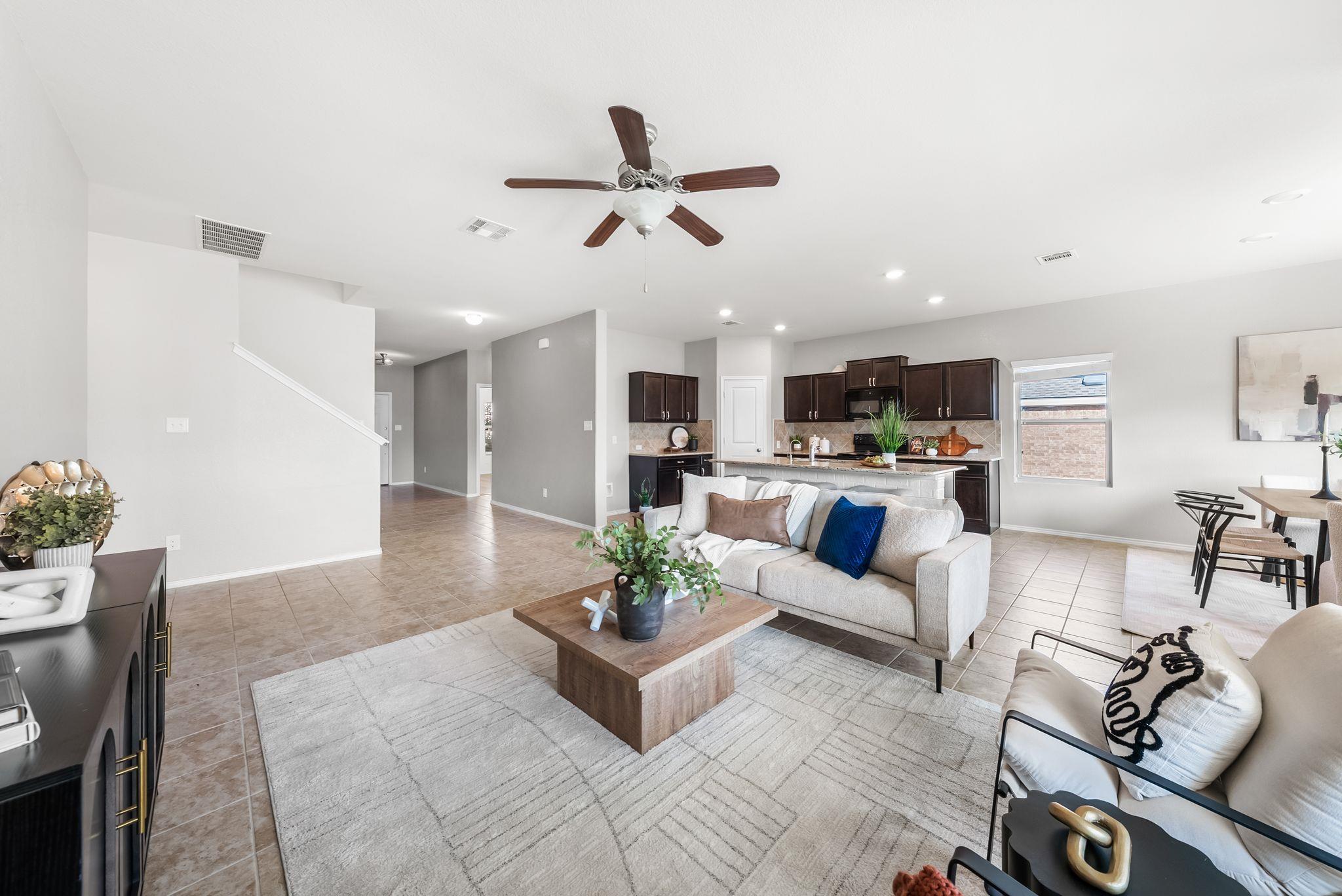 1016 Wolcott Dr, Leander, TX 78641