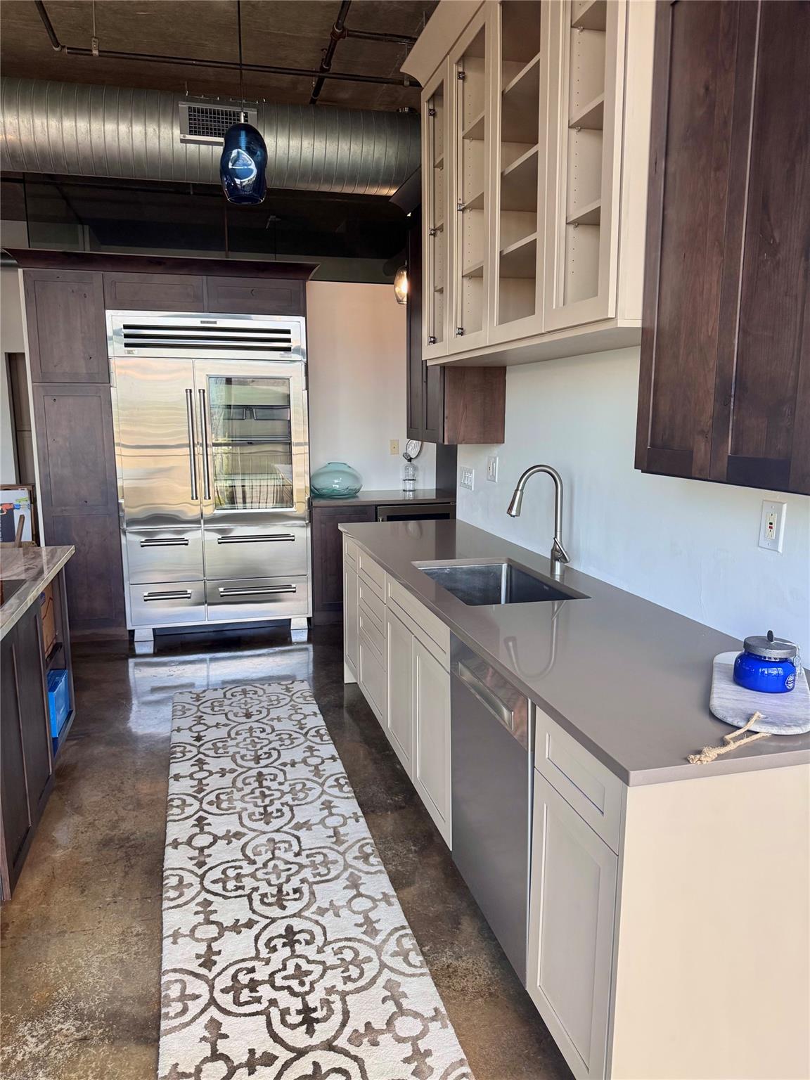 311 W 5th St # 905, Austin, TX 78701