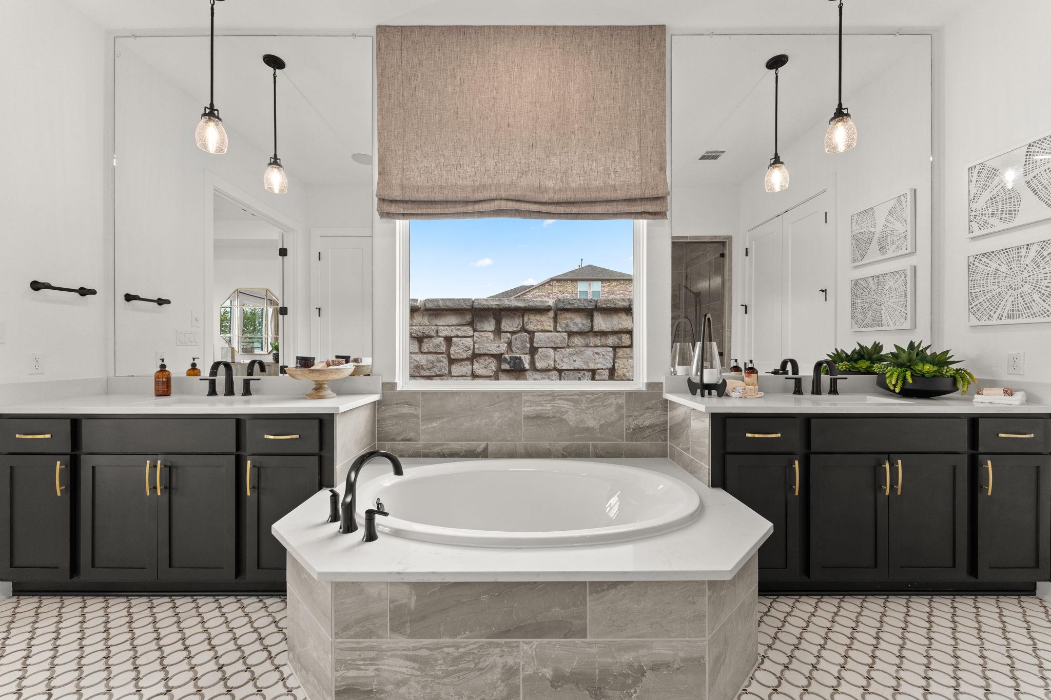 278 Milam Creek Dr, Kyle, TX 78640