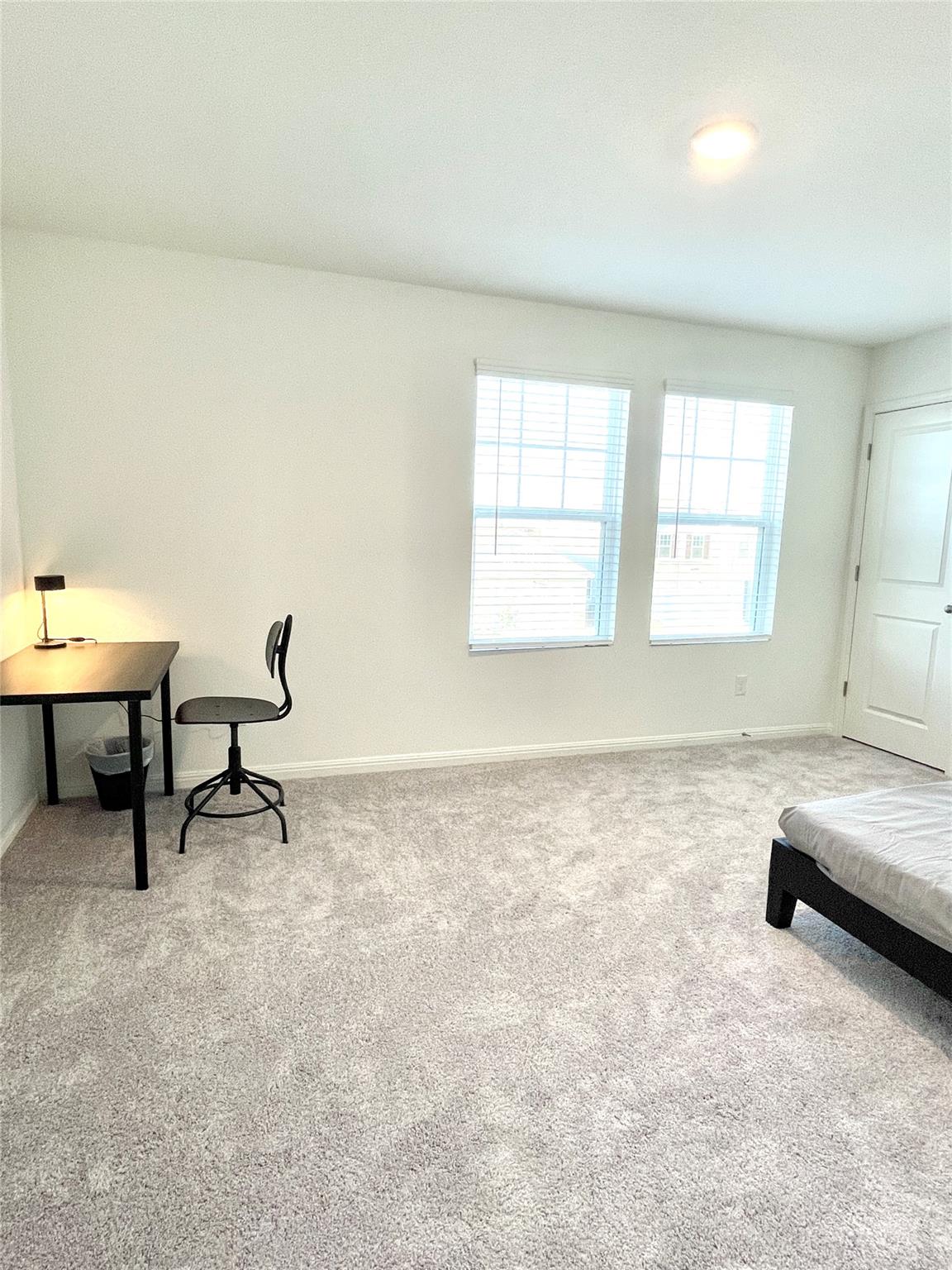 627 Gemsbok Dr, Hutto, TX 78634