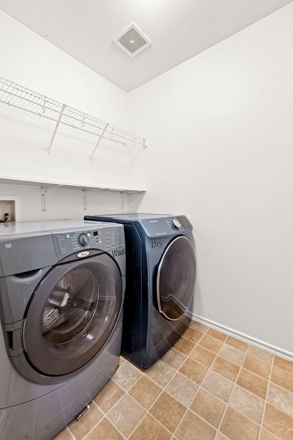 525 Meadow Park Dr, Georgetown, TX 78626