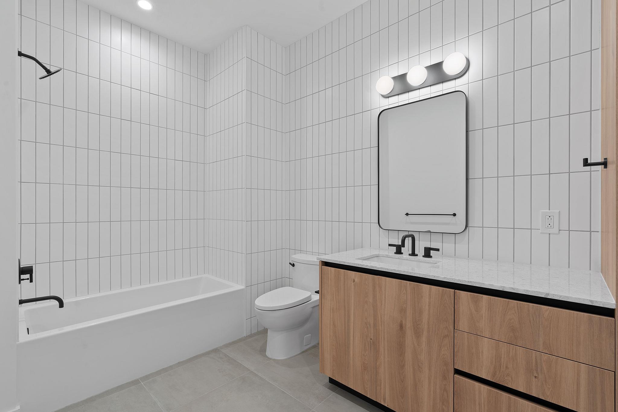 84 East Ave # 4001, Austin, TX 78701