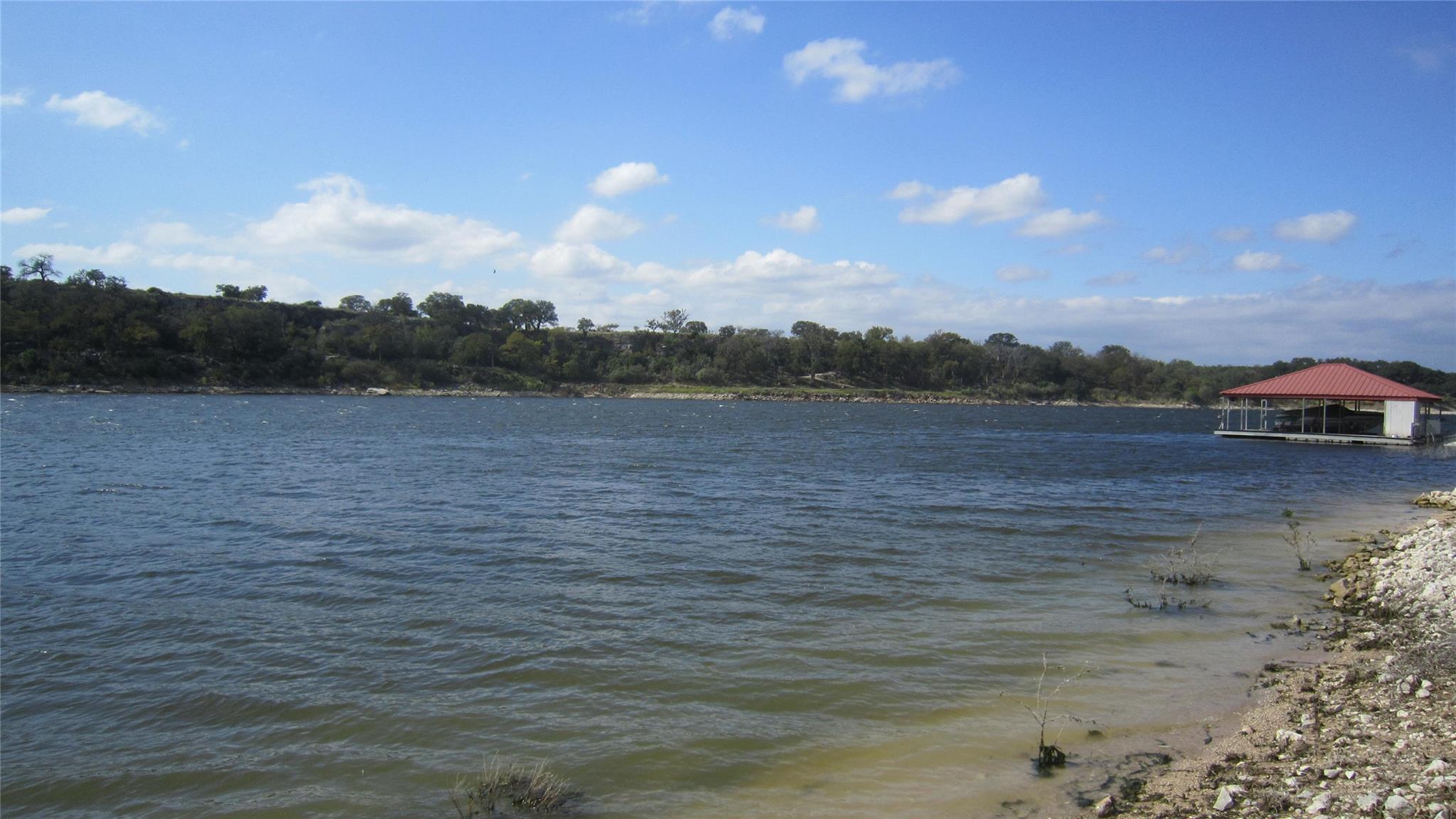 24205 Pedernales Dr, Spicewood, TX 78669