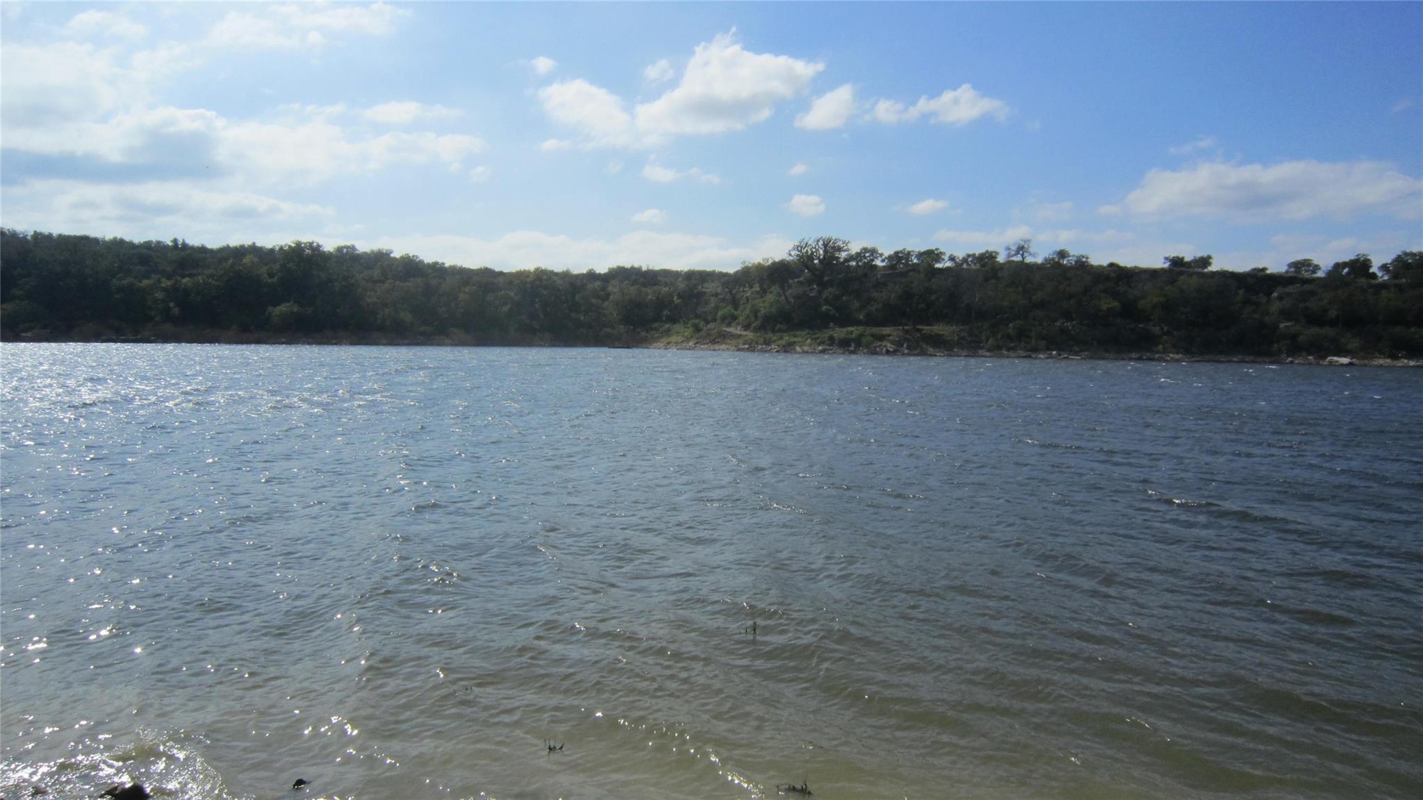 24205 Pedernales Dr, Spicewood, TX 78669