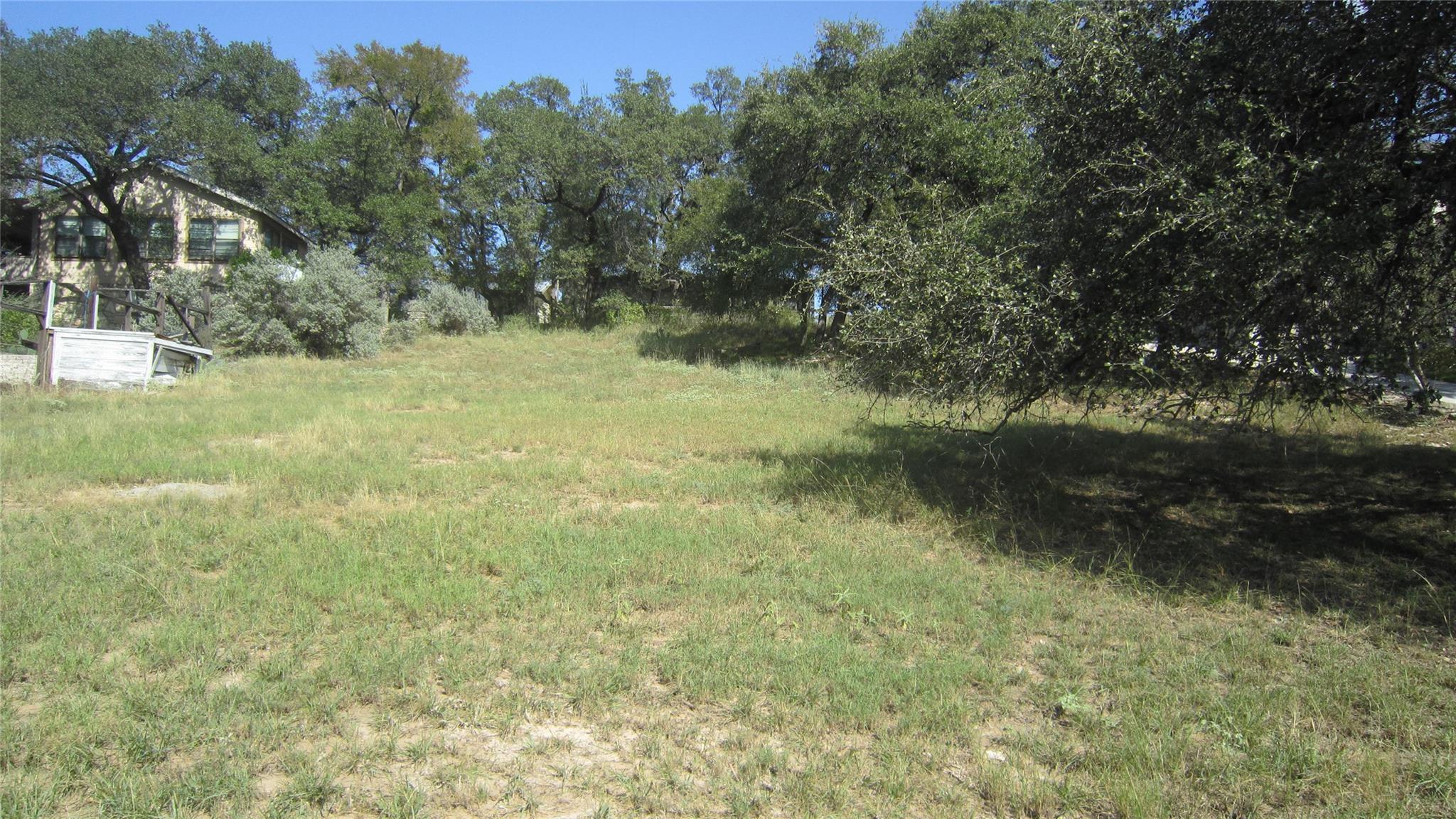 24205 Pedernales Dr, Spicewood, TX 78669