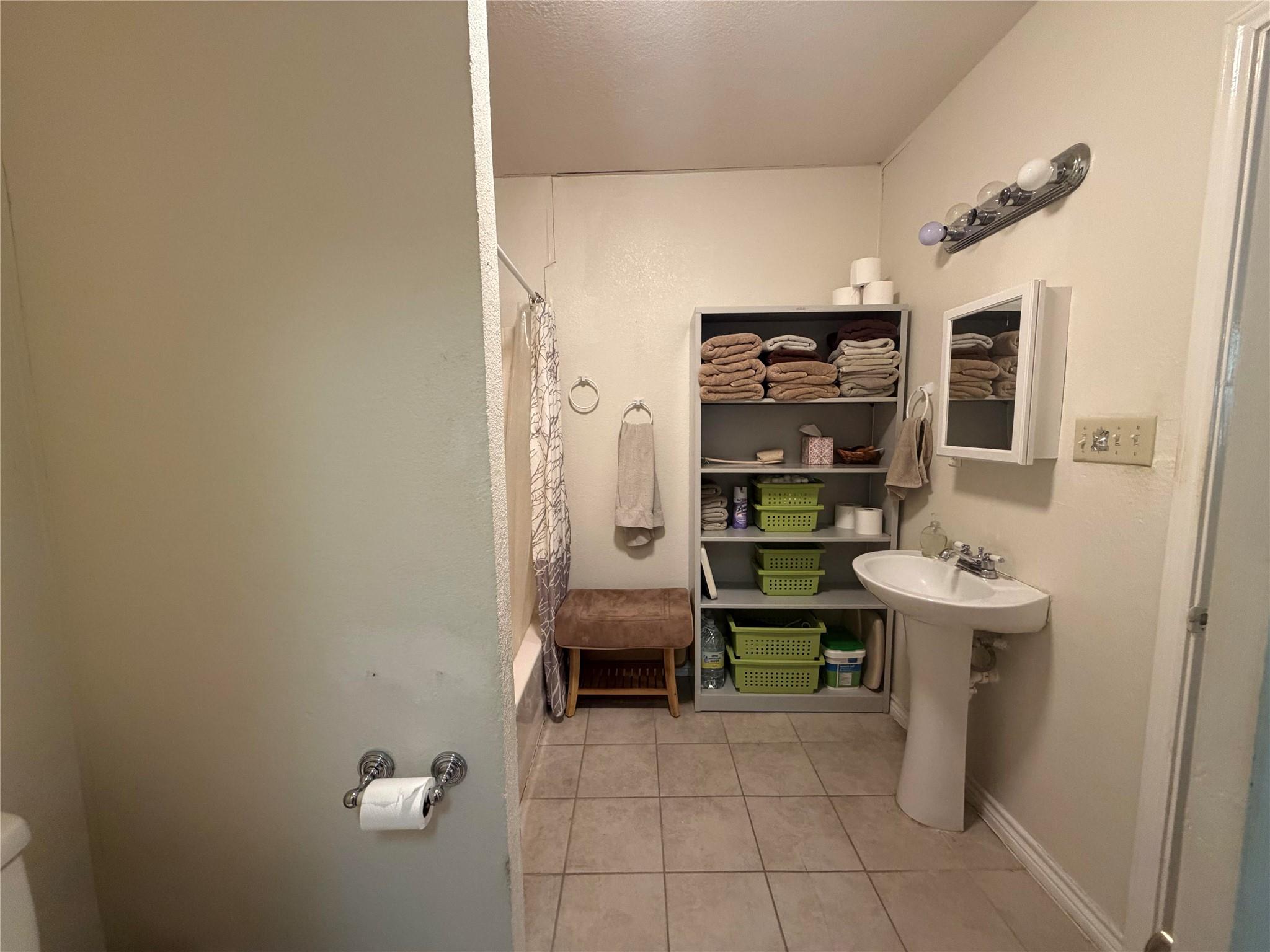 Liberty Hill, TX 78642