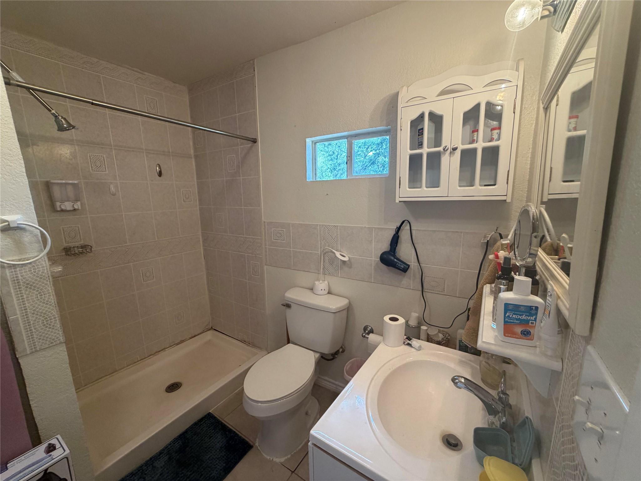 Liberty Hill, TX 78642