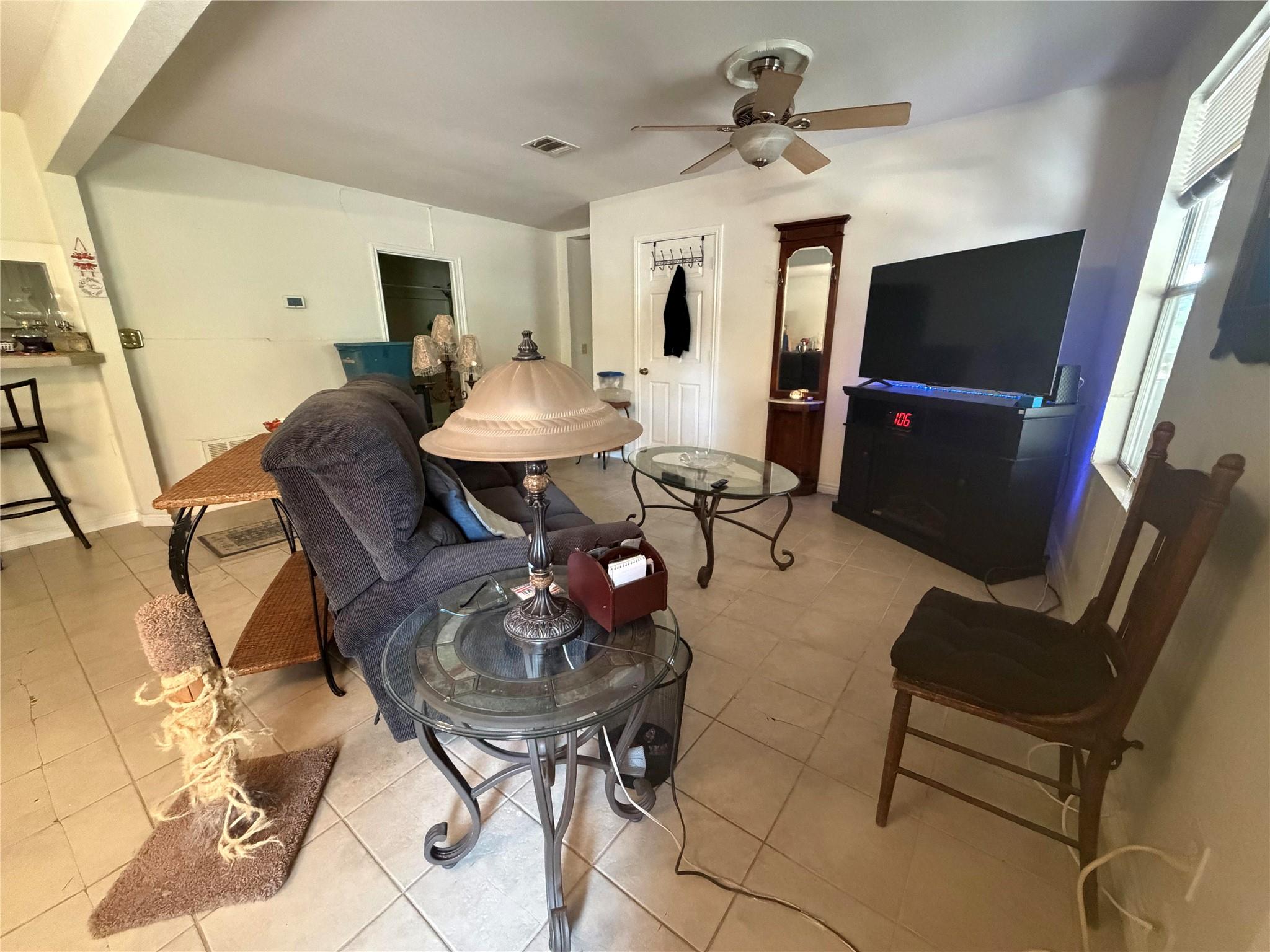 Liberty Hill, TX 78642