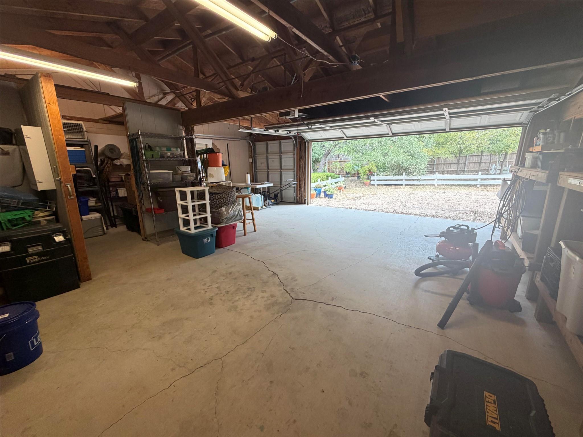 Liberty Hill, TX 78642