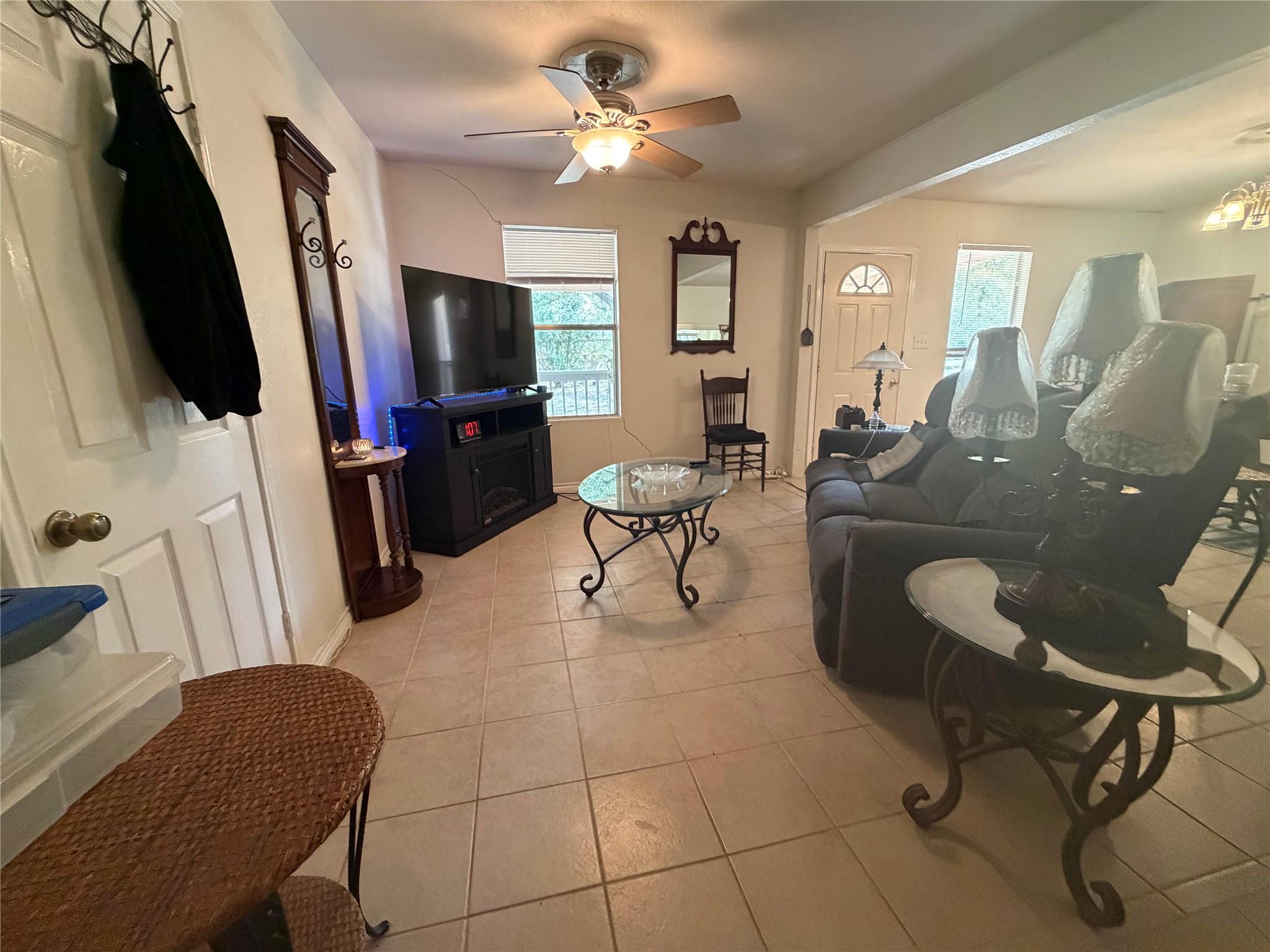 Liberty Hill, TX 78642