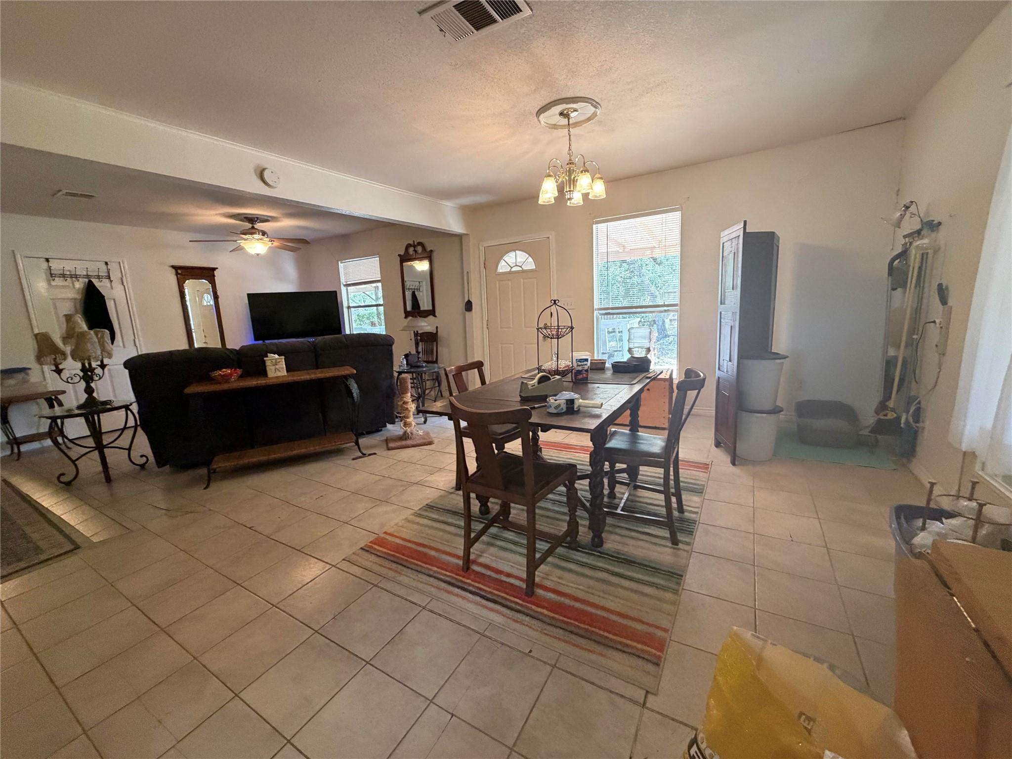 Liberty Hill, TX 78642