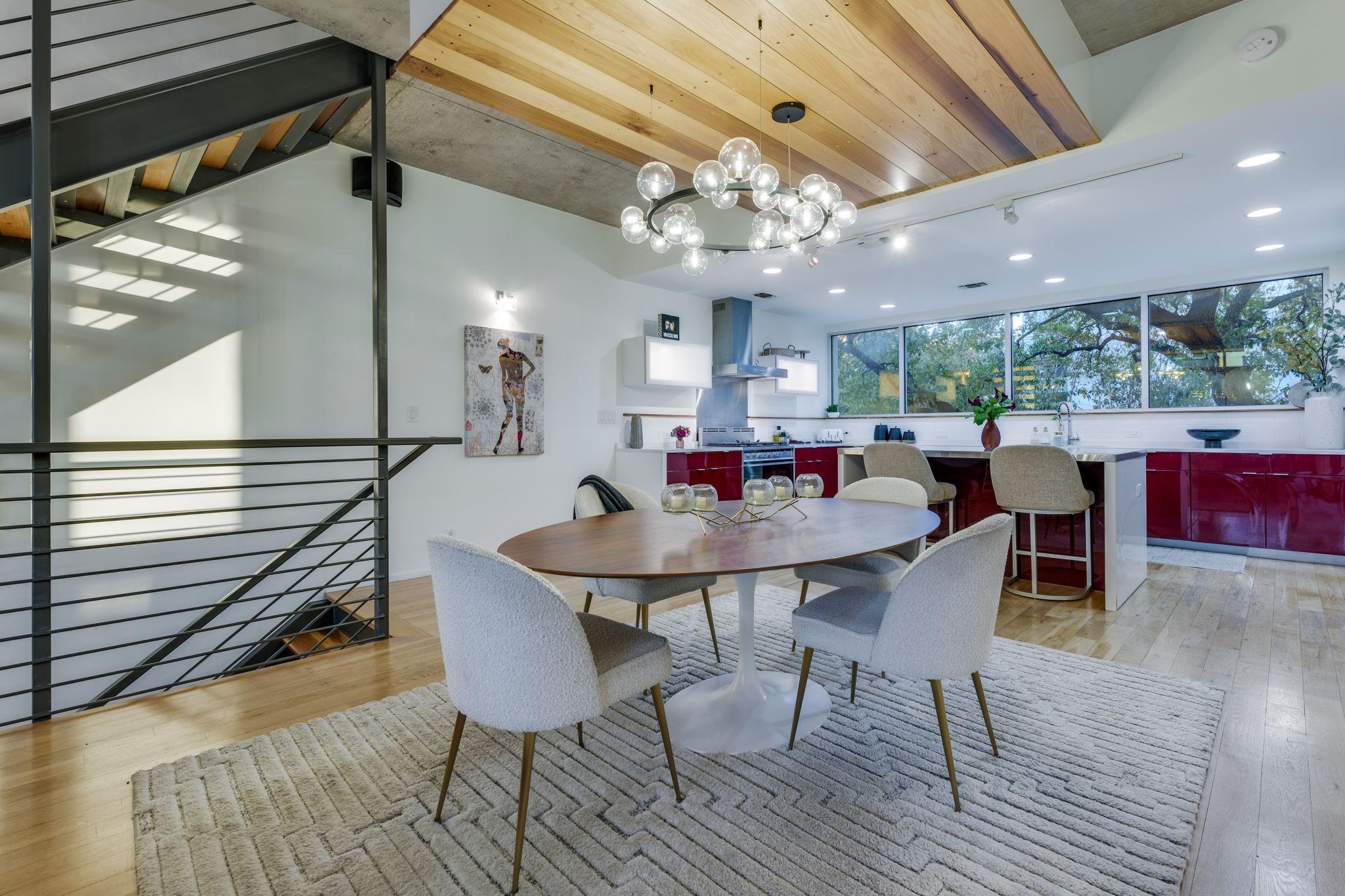 2301 S 5th St # 5, Austin, TX 78704