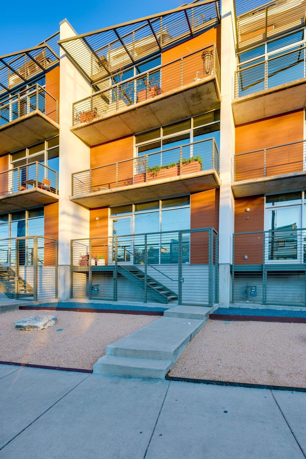 2301 S 5th St # 5, Austin, TX 78704