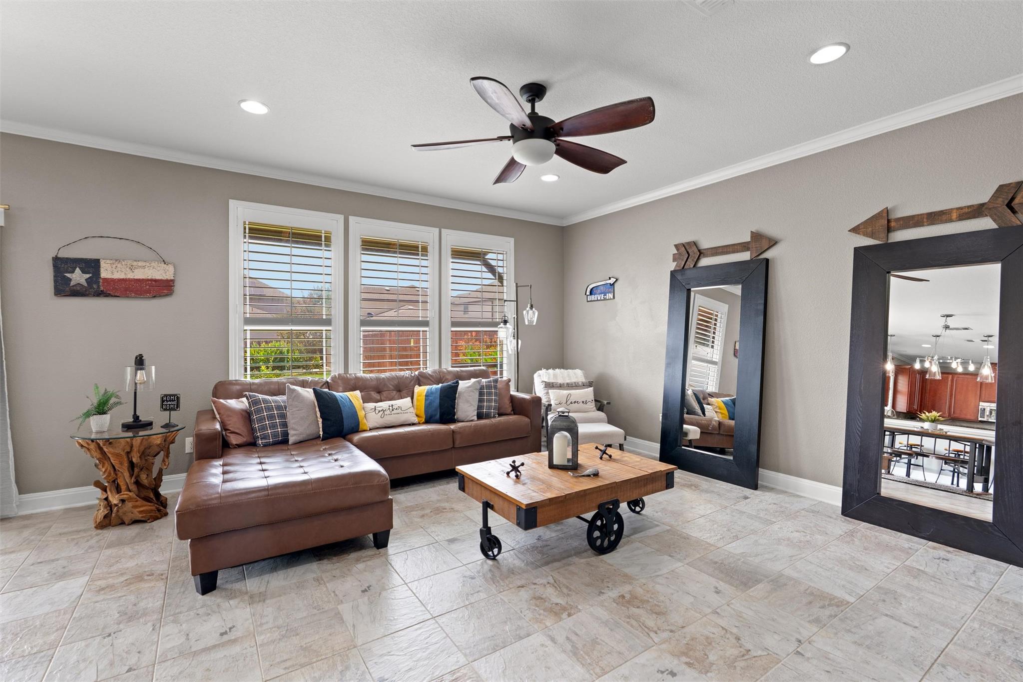 313 Grand Junction Trl, Georgetown, TX 78626