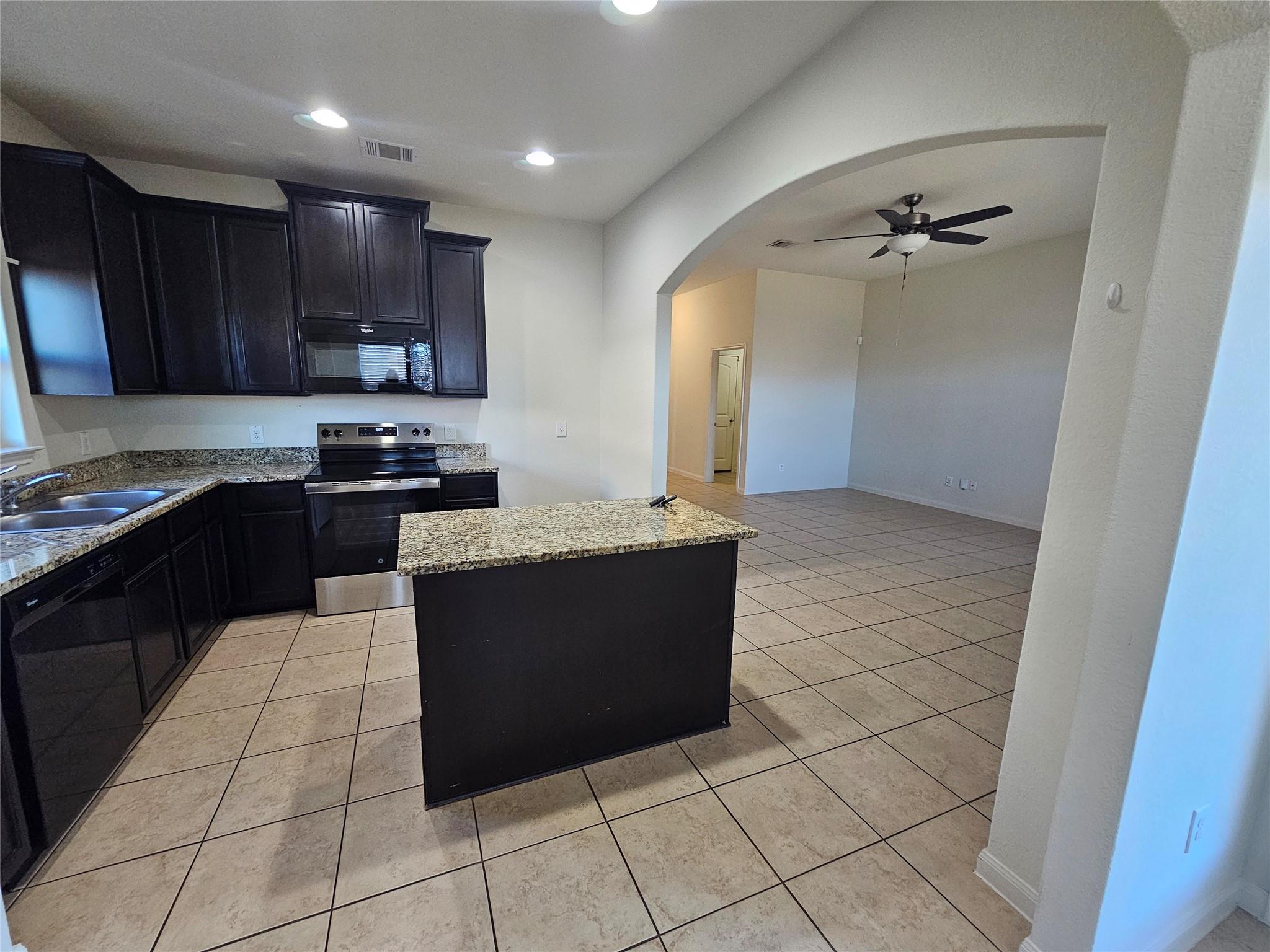 19800 Wt Gallaway St, Manor, TX 78653