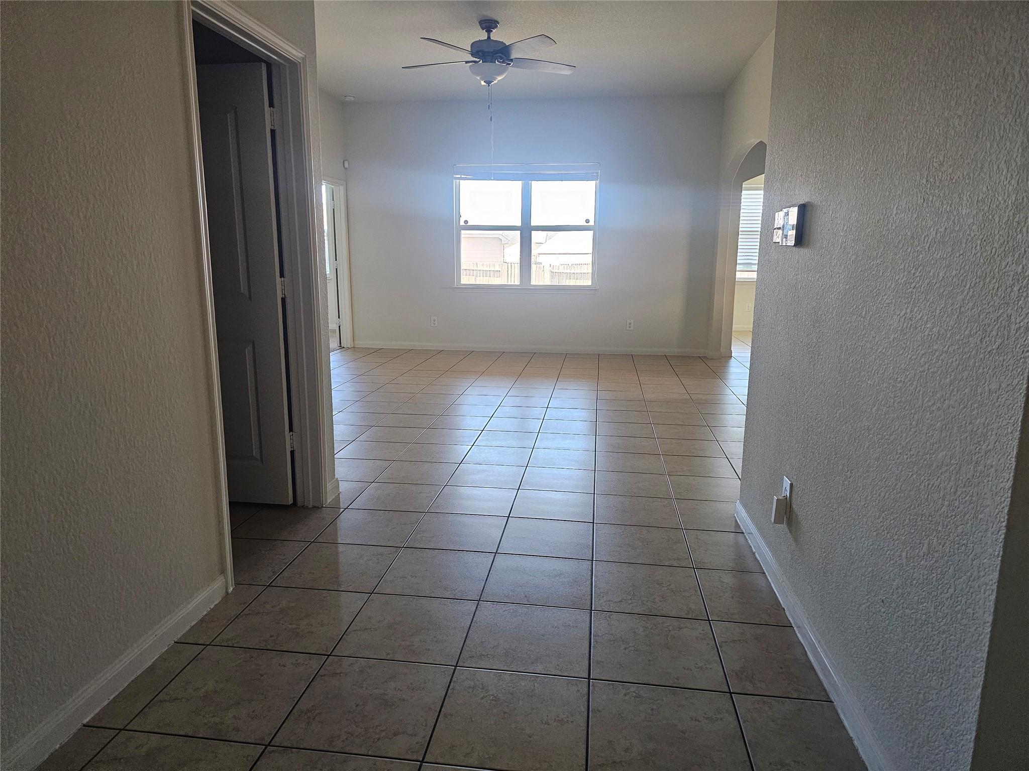 19800 Wt Gallaway St, Manor, TX 78653