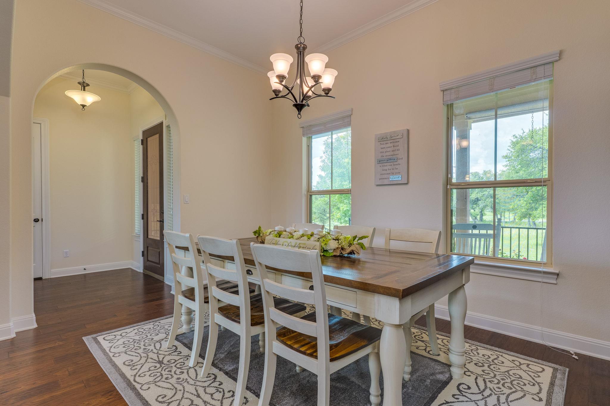 201 Thomas Ridge Rd, Burnet, TX 78611