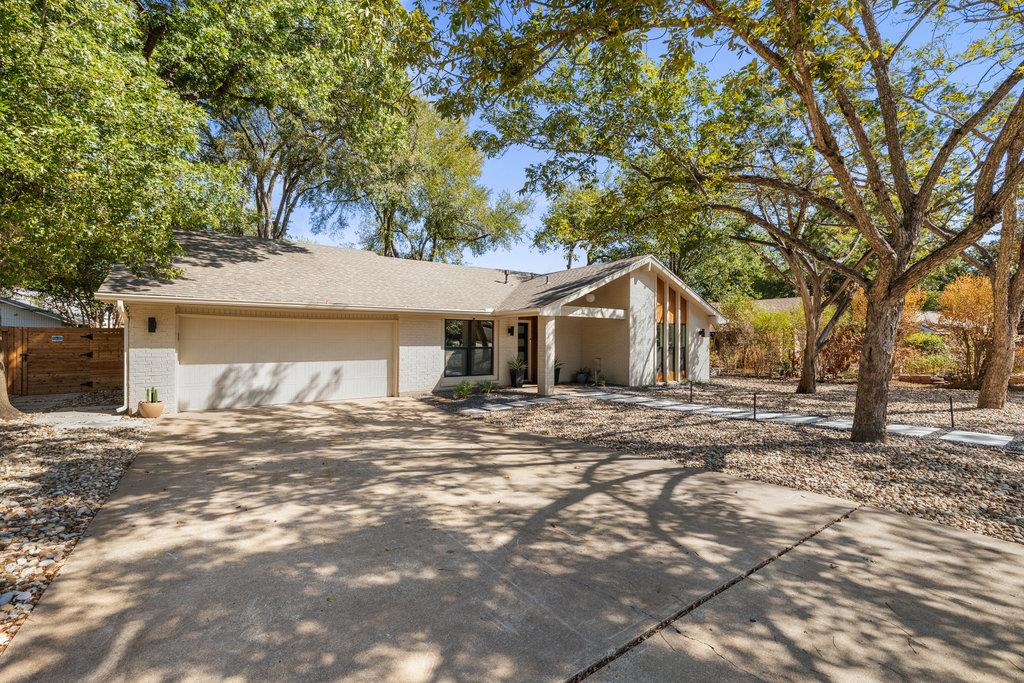 4618 Trail Crest Cir, Austin, TX 78735