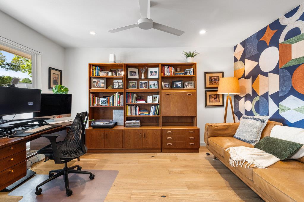 4618 Trail Crest Cir, Austin, TX 78735