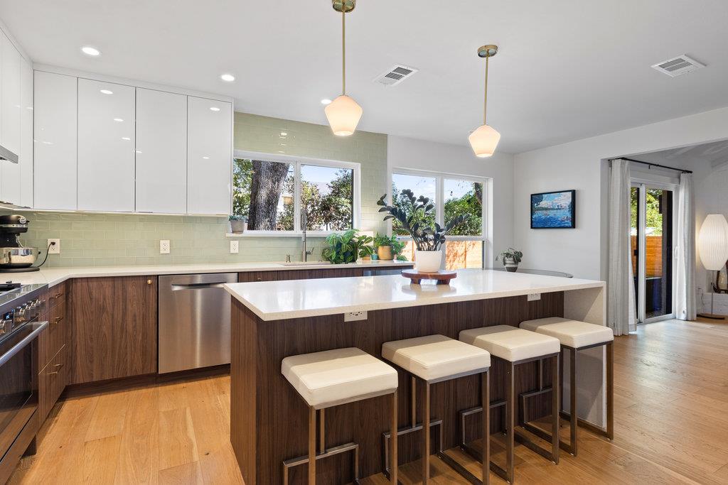 4618 Trail Crest Cir, Austin, TX 78735