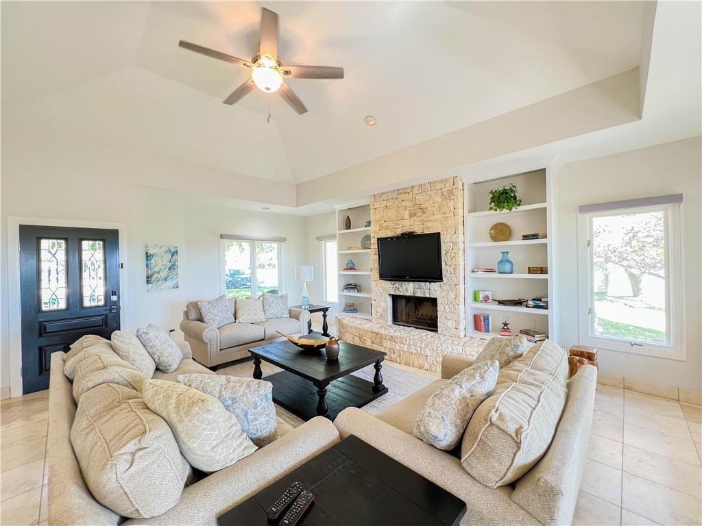 1707 Clubhouse Hill Dr # 5, Spicewood, TX 78669