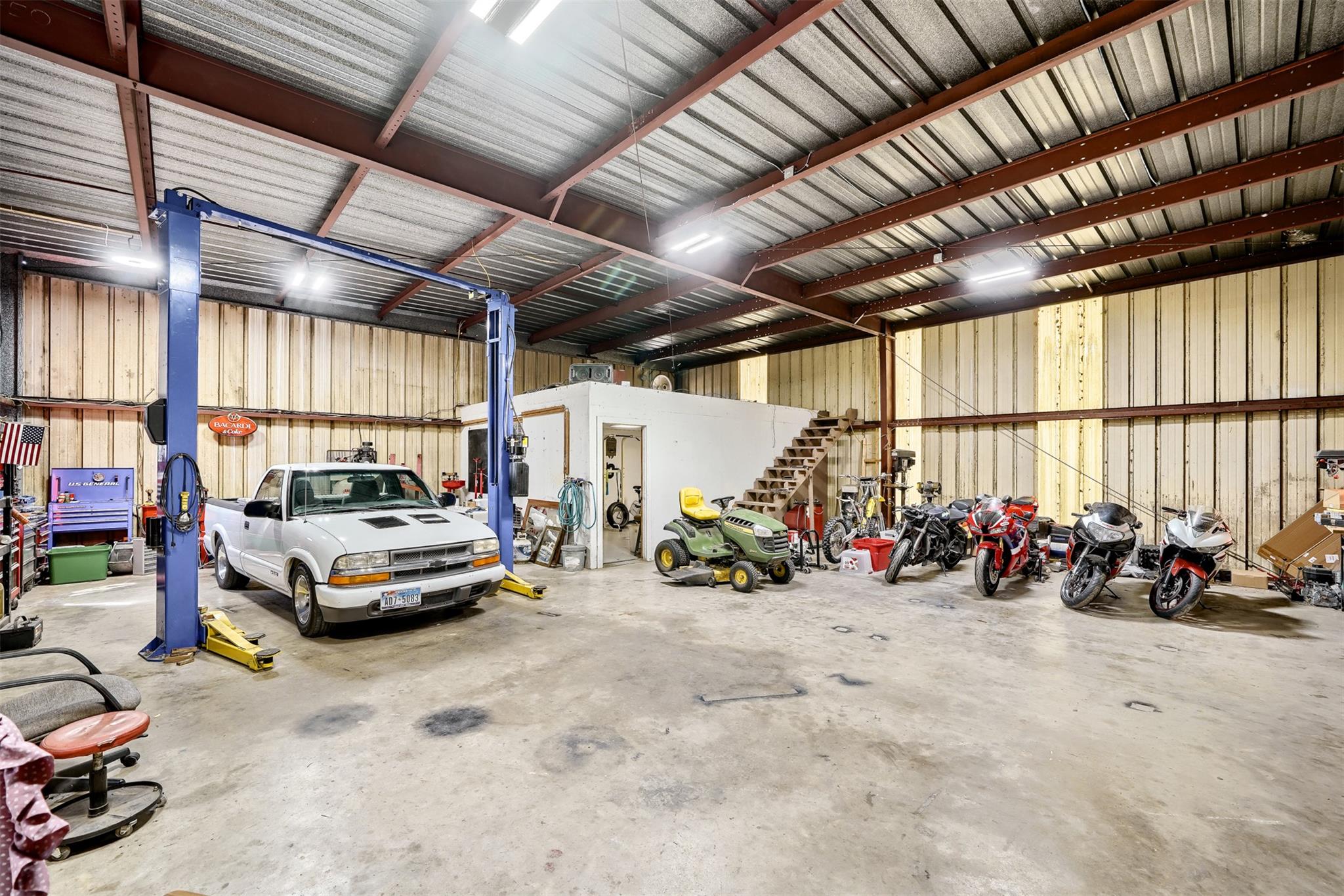 10026 Fm 1660, Hutto, TX 78634