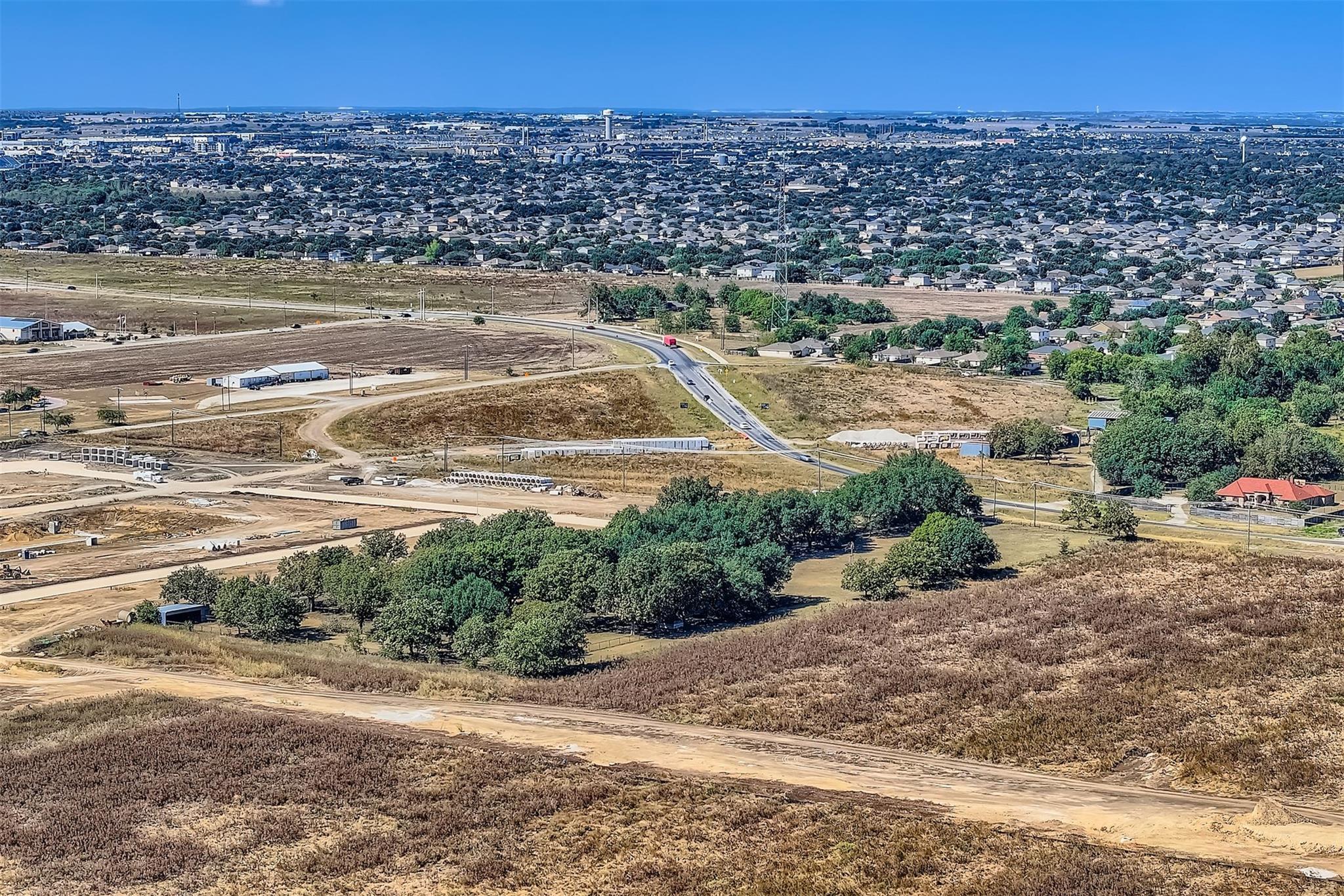 10026 Fm 1660, Hutto, TX 78634