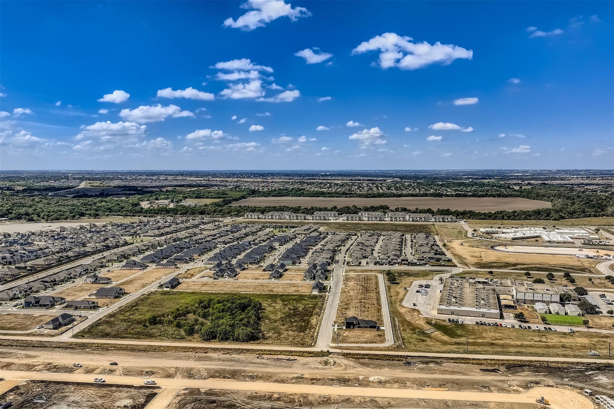 10026 Fm 1660, Hutto, TX 78634