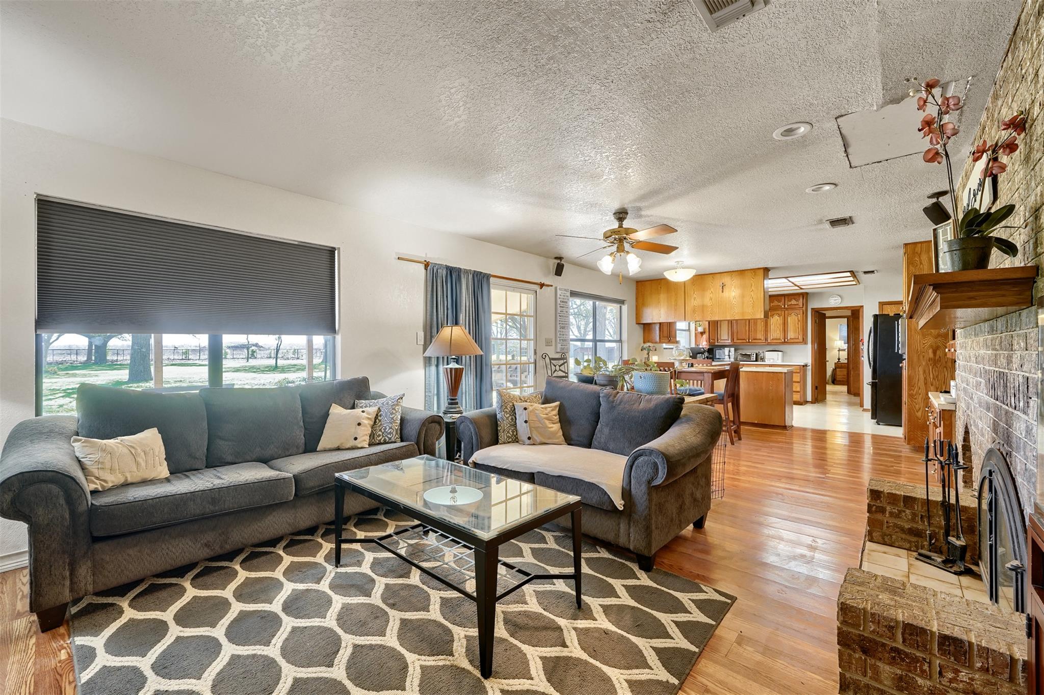 10026 Fm 1660, Hutto, TX 78634