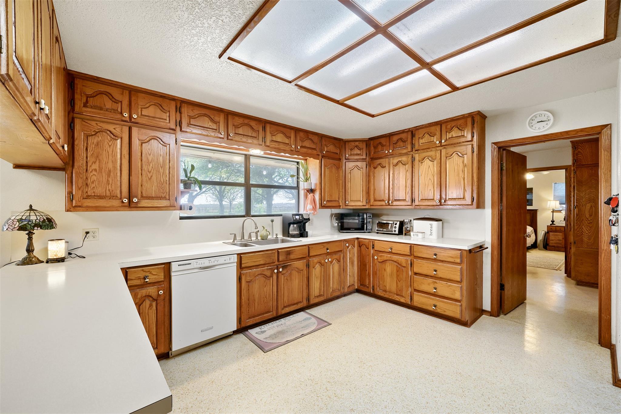 10026 Fm 1660, Hutto, TX 78634