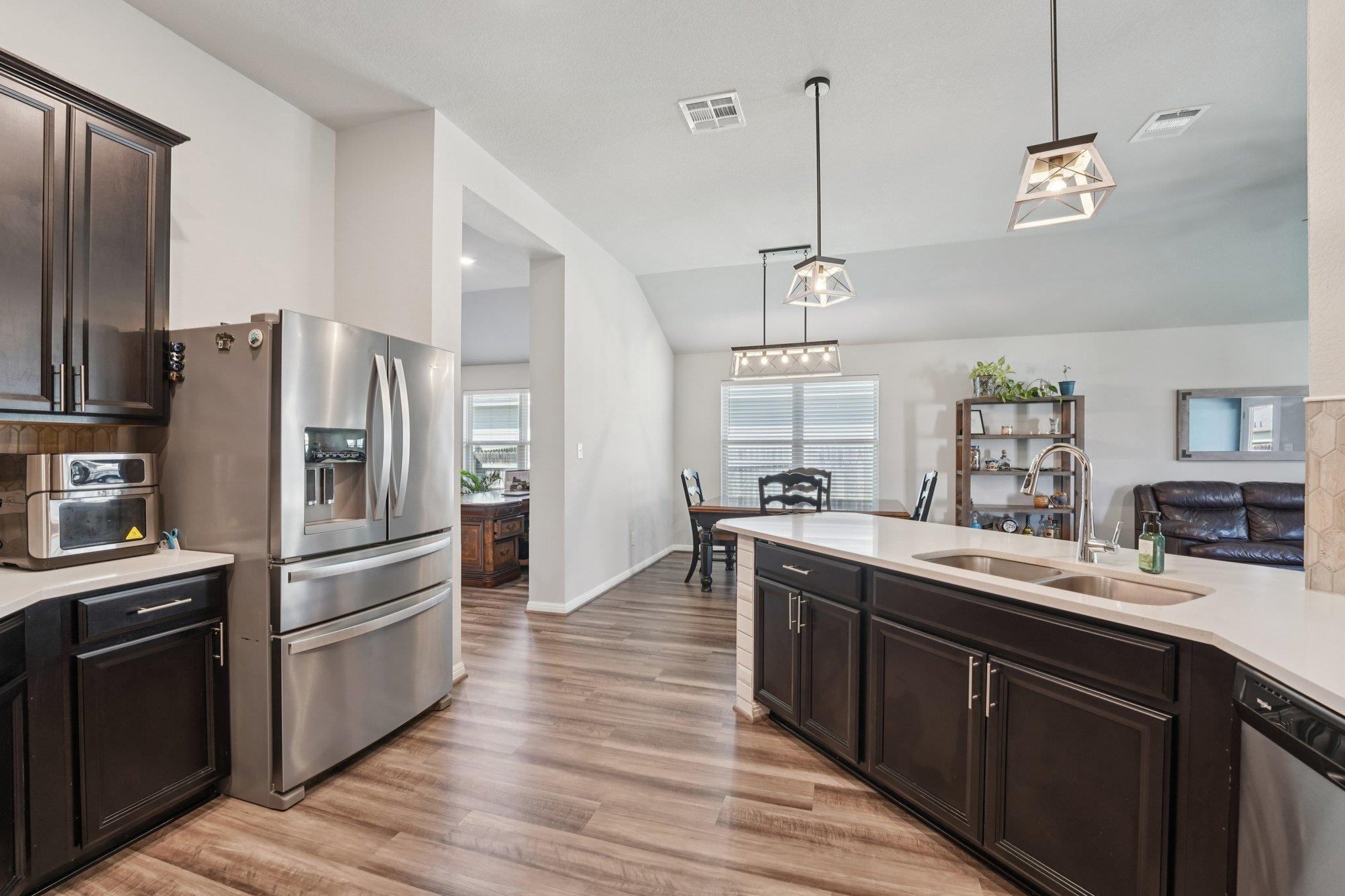 507 Bluejack Way, Hutto, TX 78634