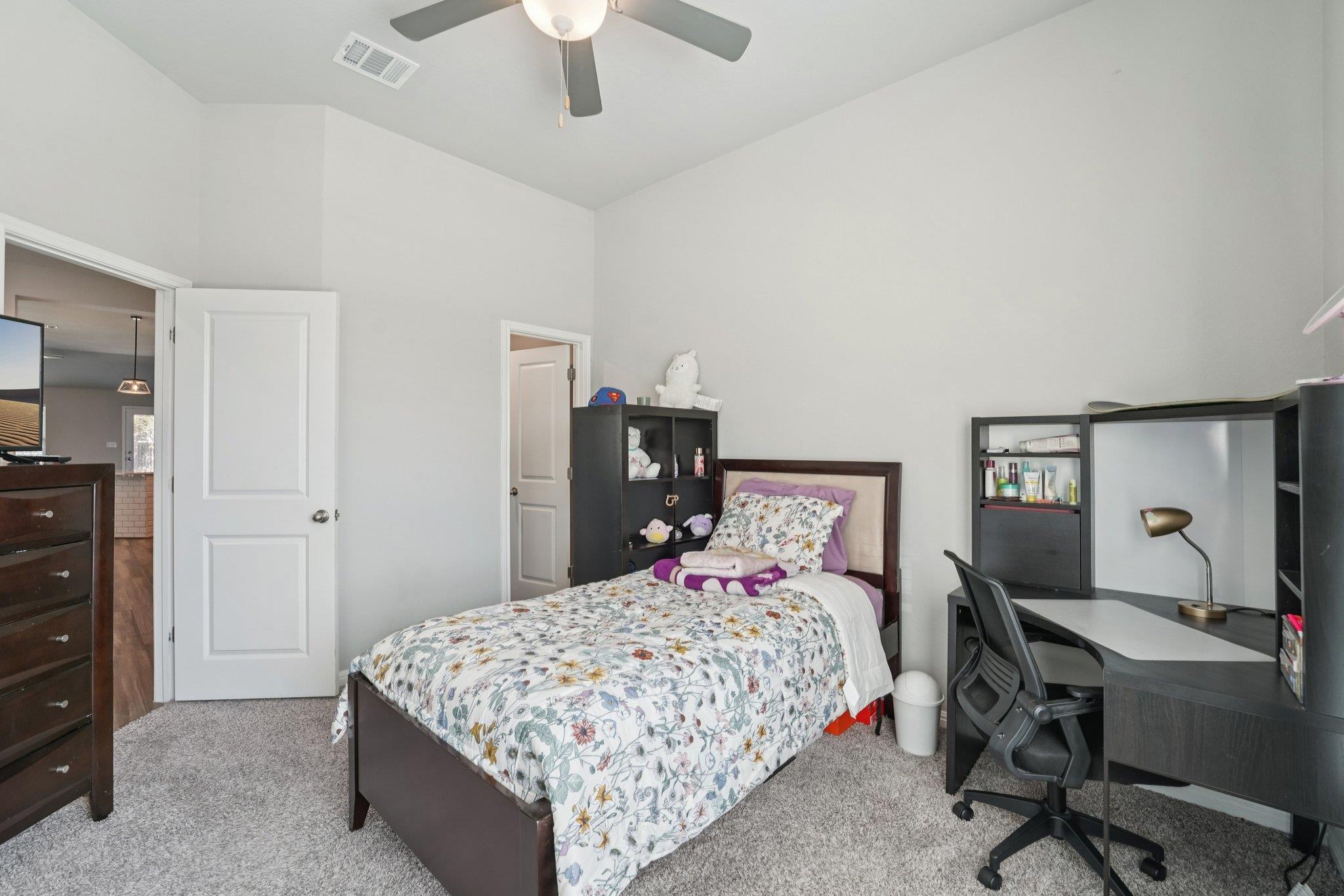 507 Bluejack Way, Hutto, TX 78634