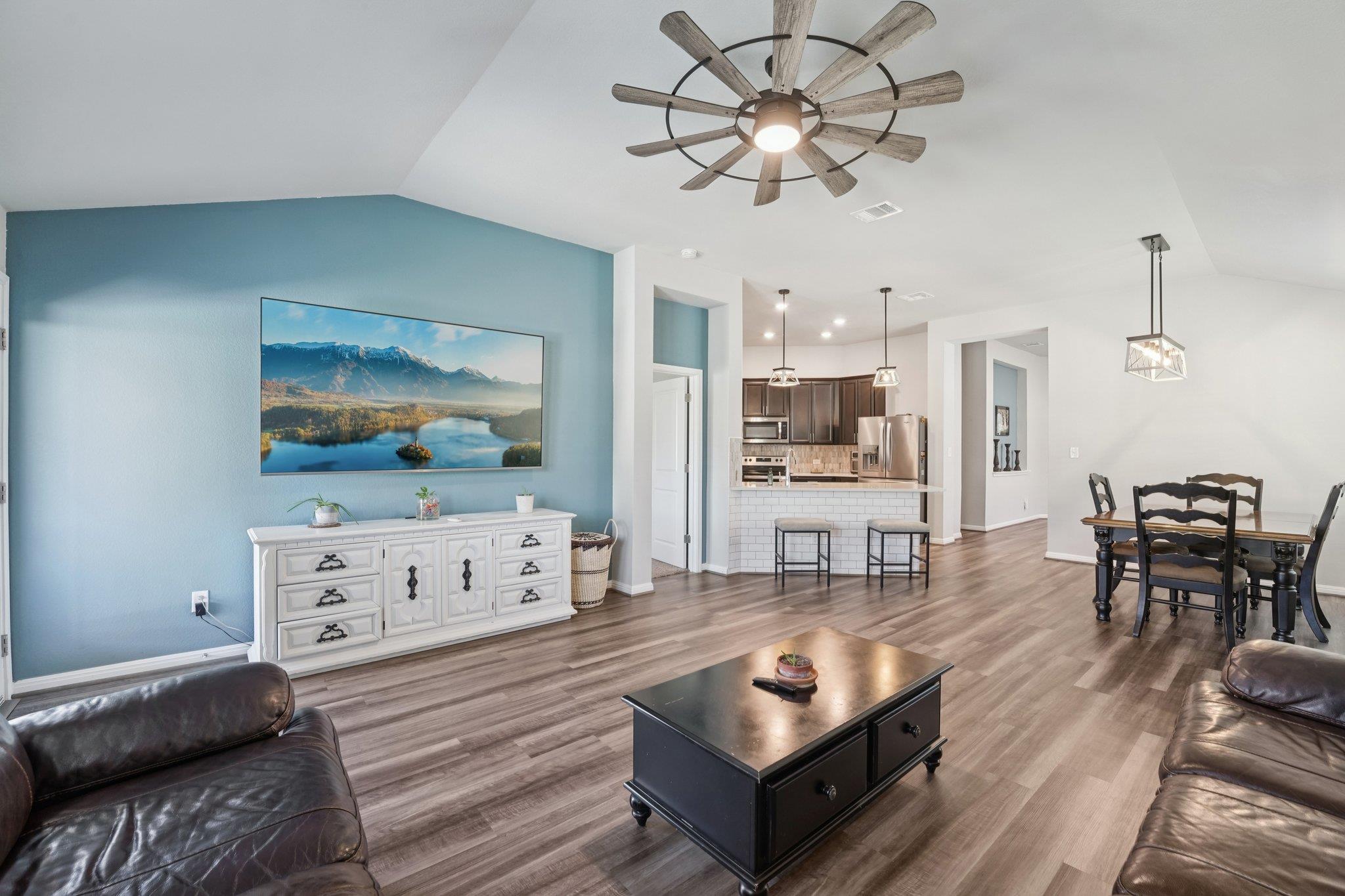 507 Bluejack Way, Hutto, TX 78634