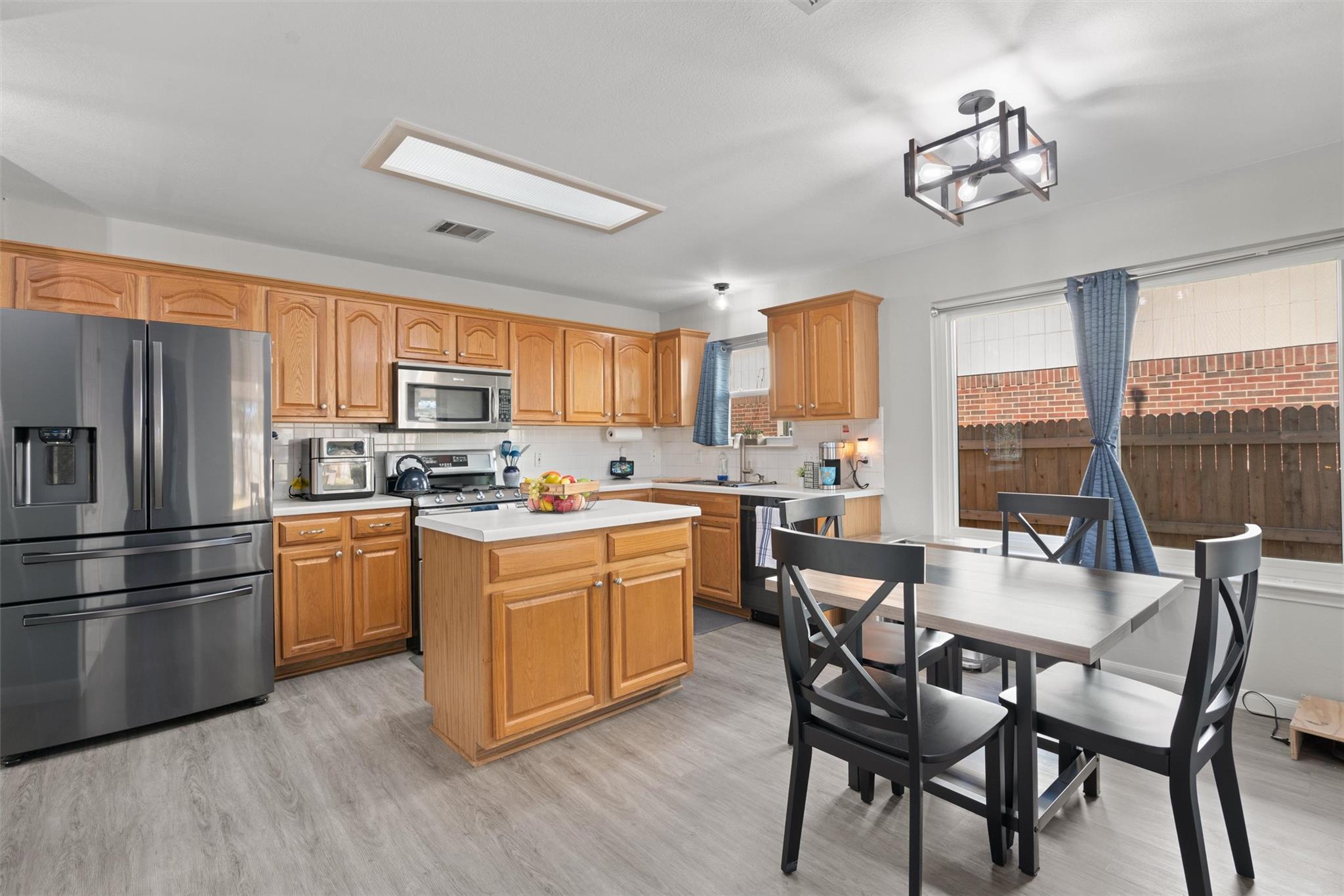 3300 Kissman Dr, Austin, TX 78728